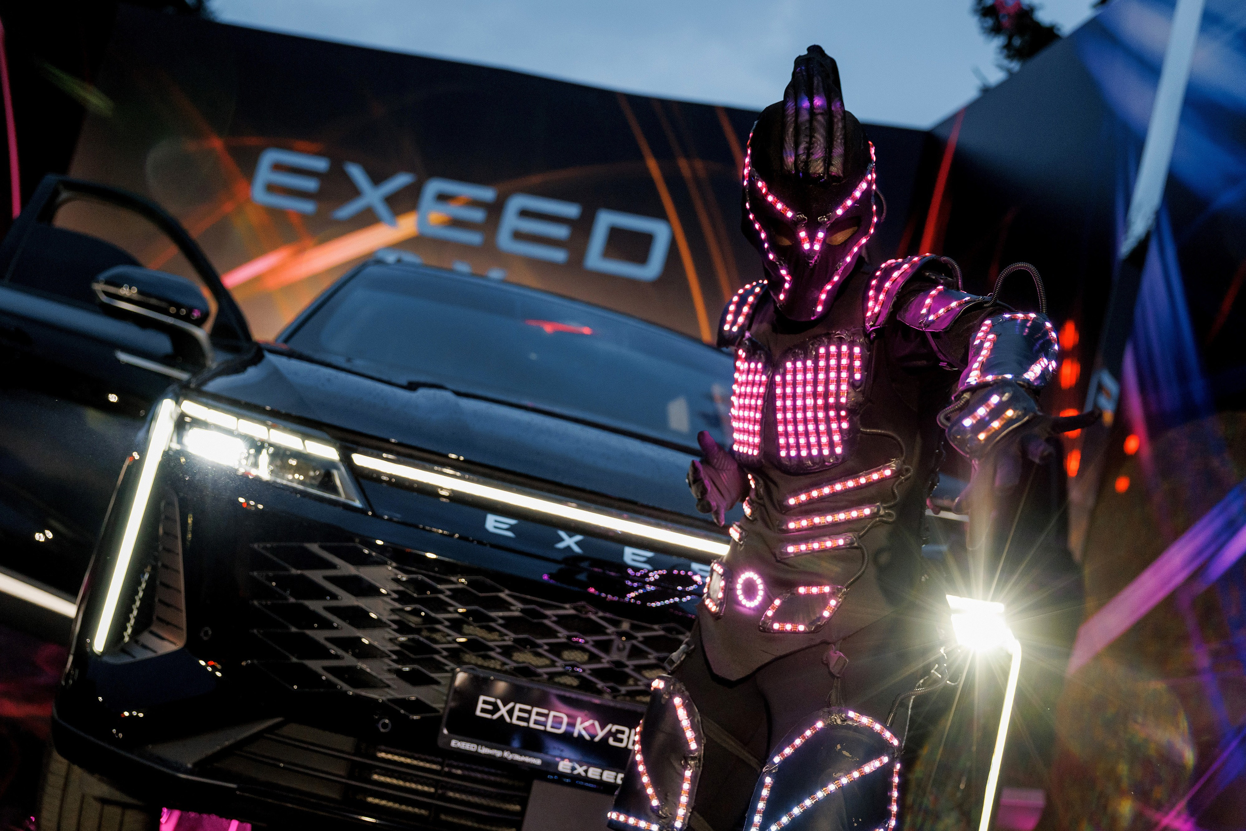 Презентация Exeed RX. Свадебный фотограф в Иркутске Сапаров Александр