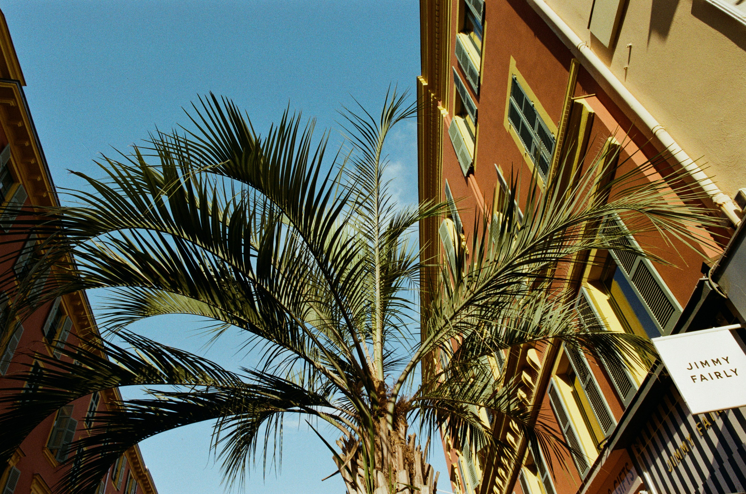 The contract // france, nice. EVER EXPOSED