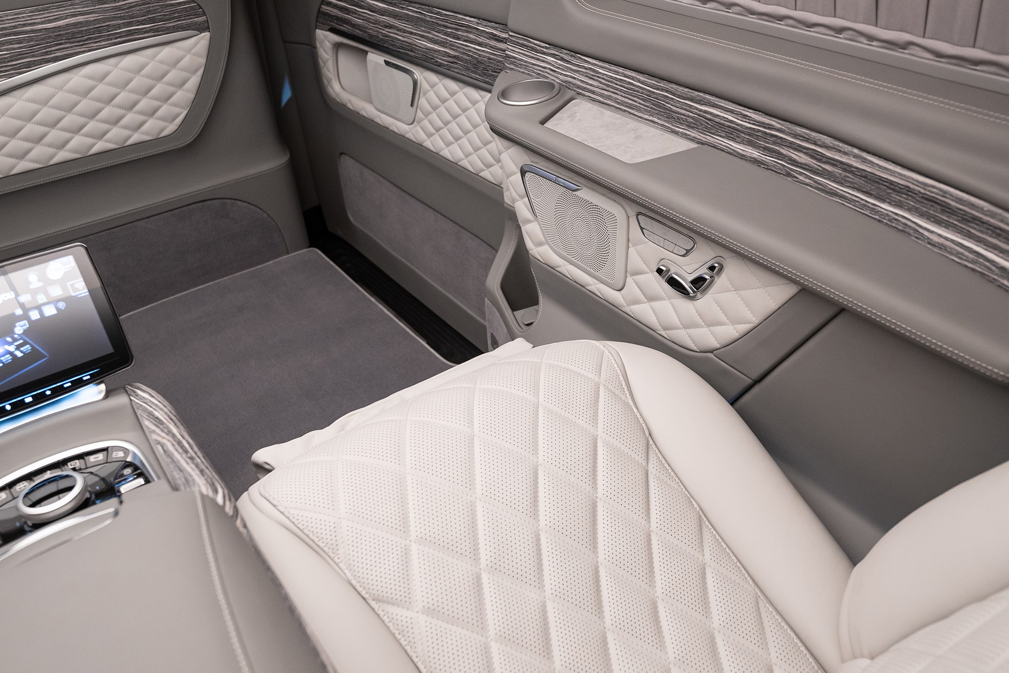 V-Class Glossy. Автомобильный фотограф в Москве | Базилев Александр