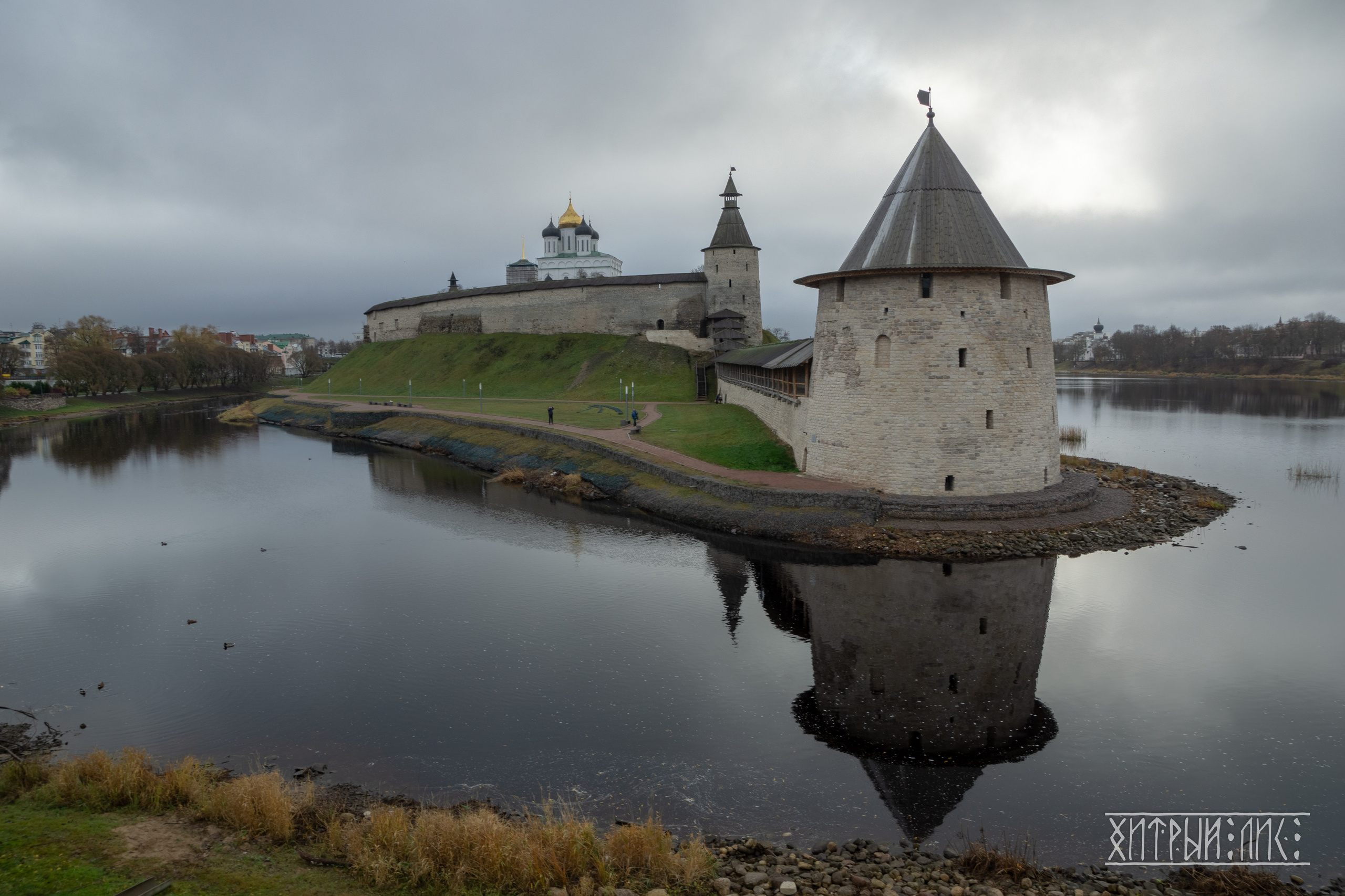 Изборск- Печоры-Псков-Новгород-Торжок. Фотограф-путешественник Самойлов Максим «Sly Fox»