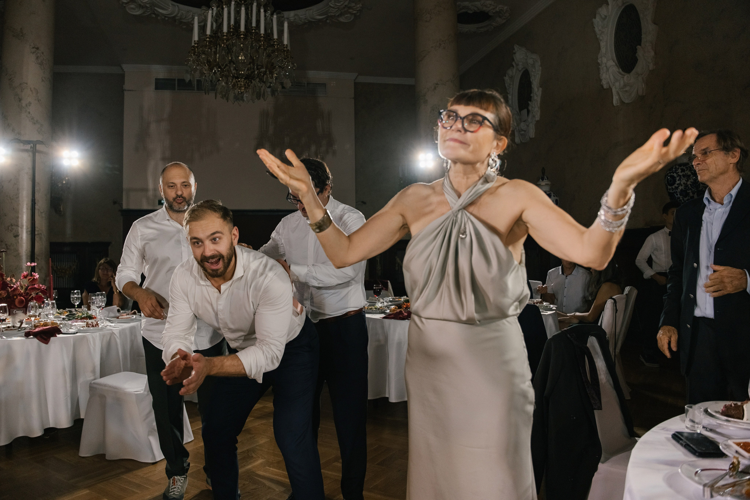 Свадебный банкет в отеле Хилтон Москва Ленинградская. Свадебный фотограф Москва