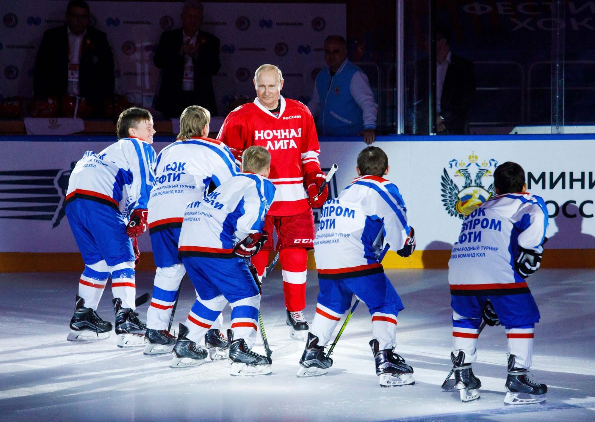 Ночная Хоккейная Лига. Репортажный и постановочный Наталья Санникова