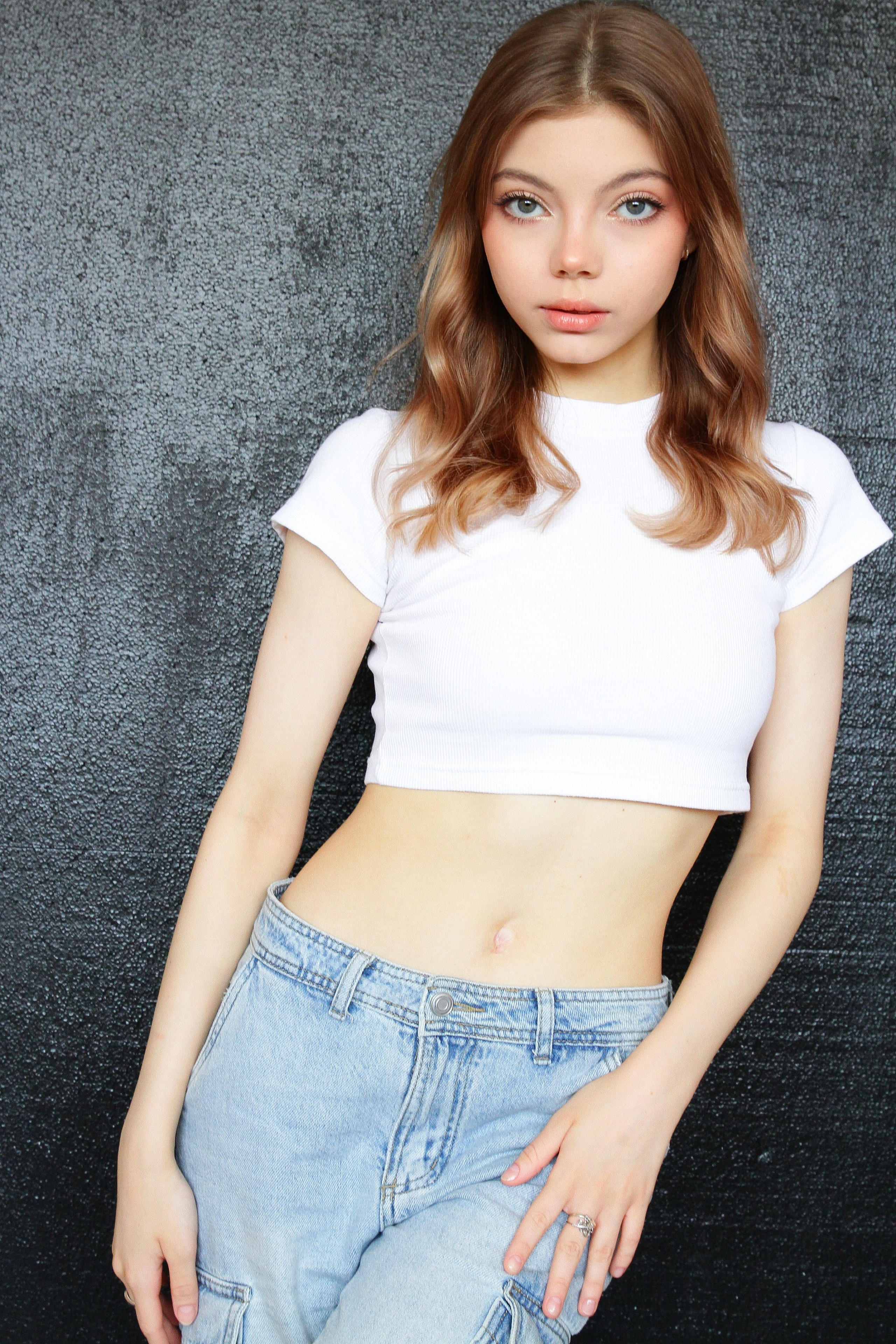 Таисия Перфильева. Съёмка одежды для маркетплейсов и брендов Morozova Production