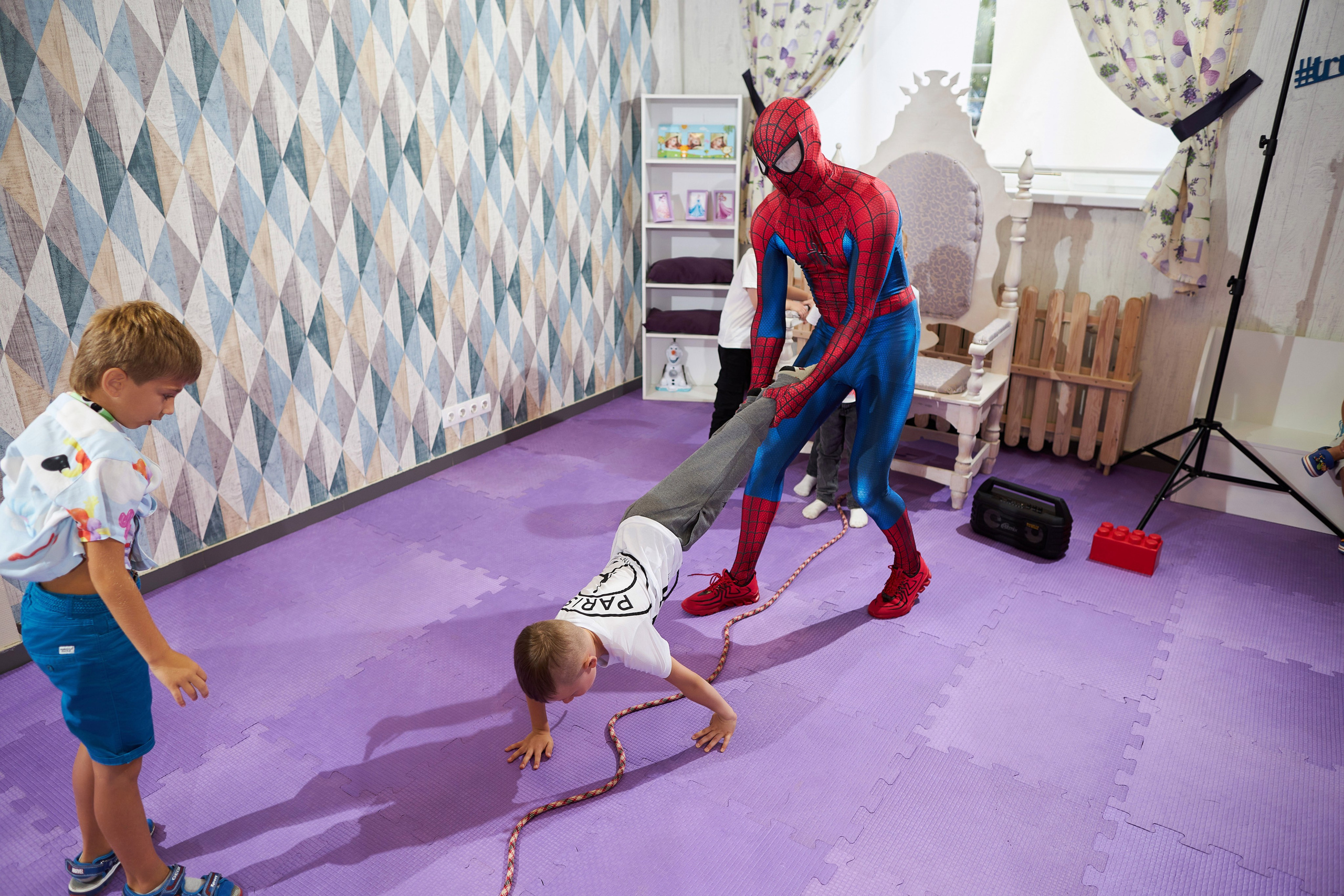 Детский праздник. Свадебная, репортажная фотосъемка и видеосъемка в Минске. Илья и Юлия Ширмановы. Фотограф | Видеограф | Минск