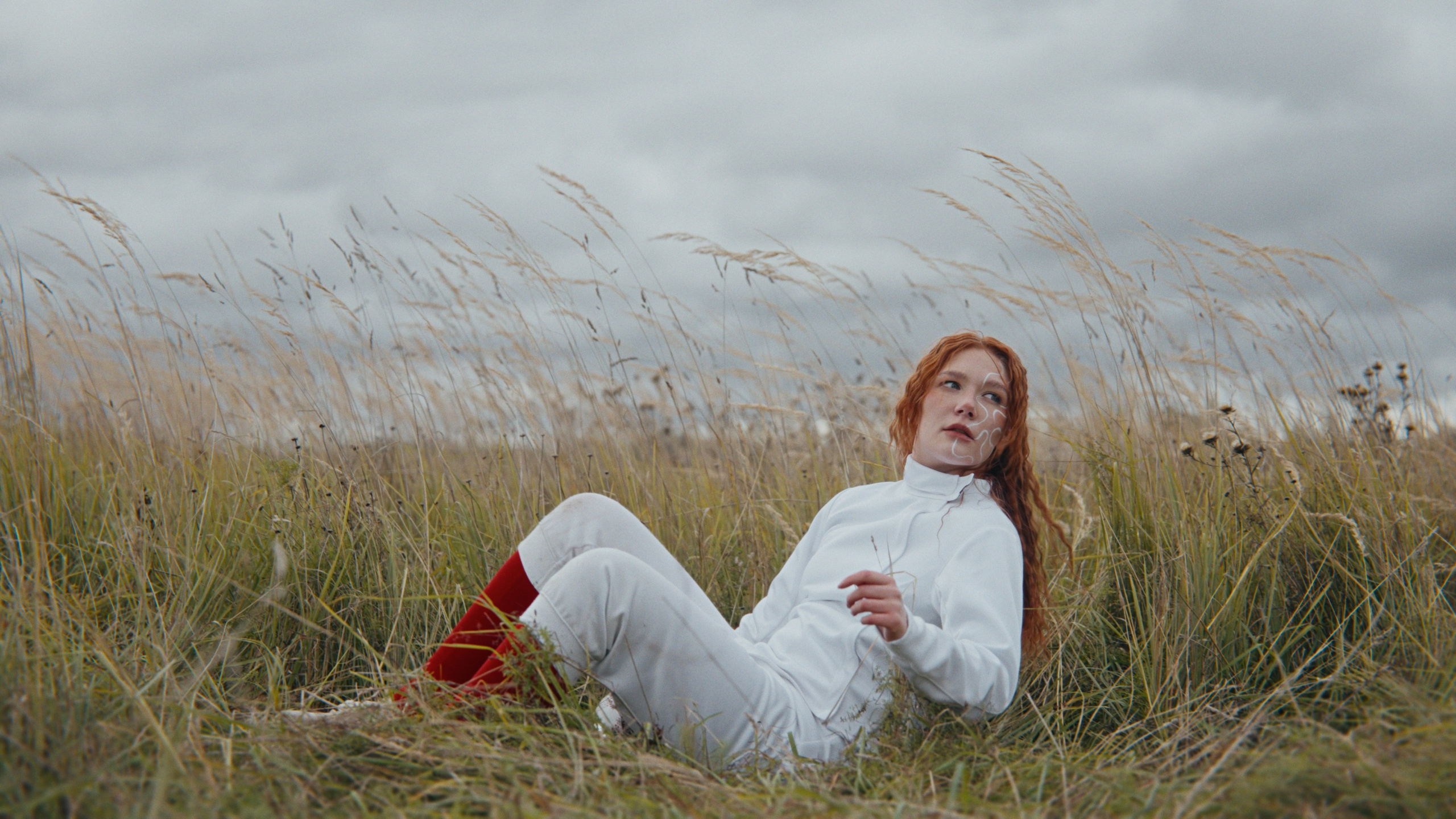 Беги (music video). Colorist Ivan Serzhanov