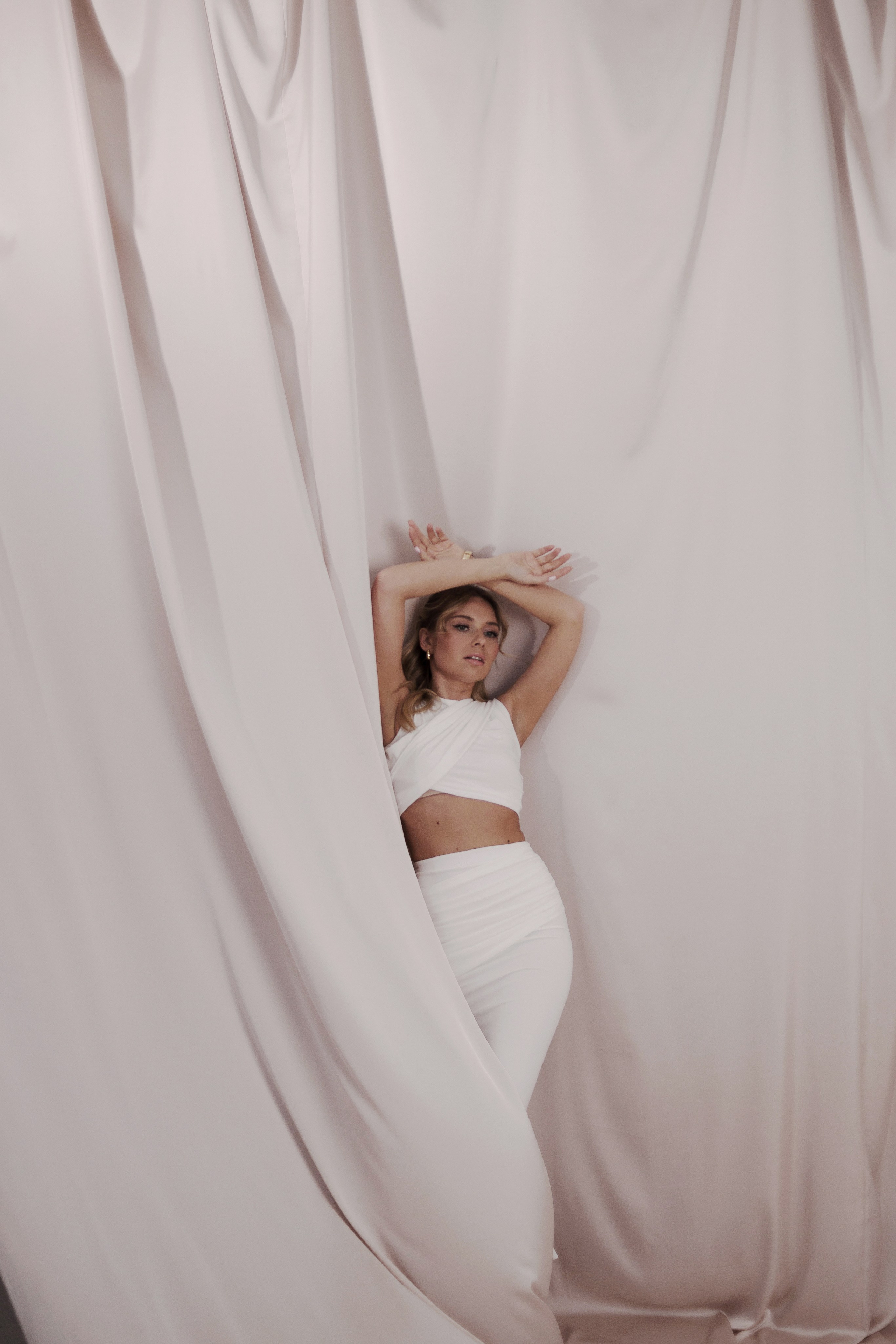 Md: @lovexxxxMuah: @mari.bulatovaOrg: @creative_photodayLoc: @daily_photostudio