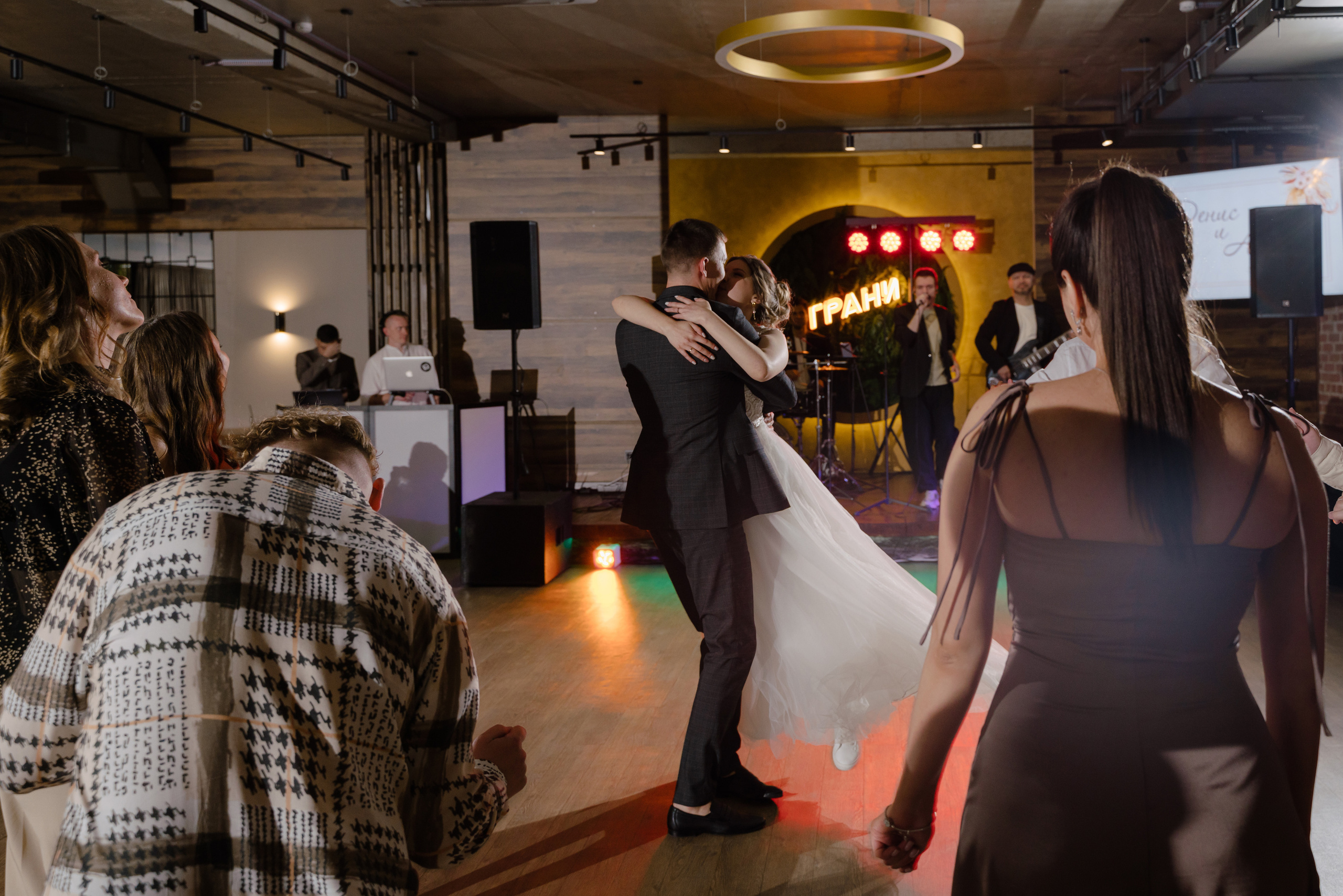 Денис и Анна. Свадебный фотограф Красноярск Вязьминова Мария