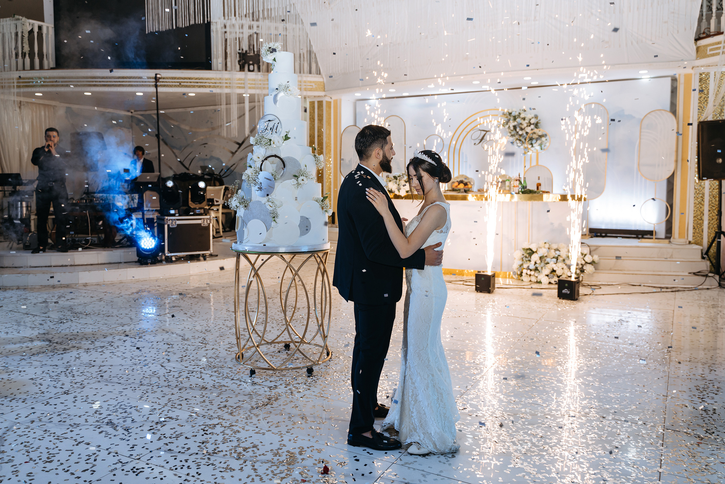 Феликс и Мариэтта. Свадебный фотограф Красноярск Вязьминова Мария