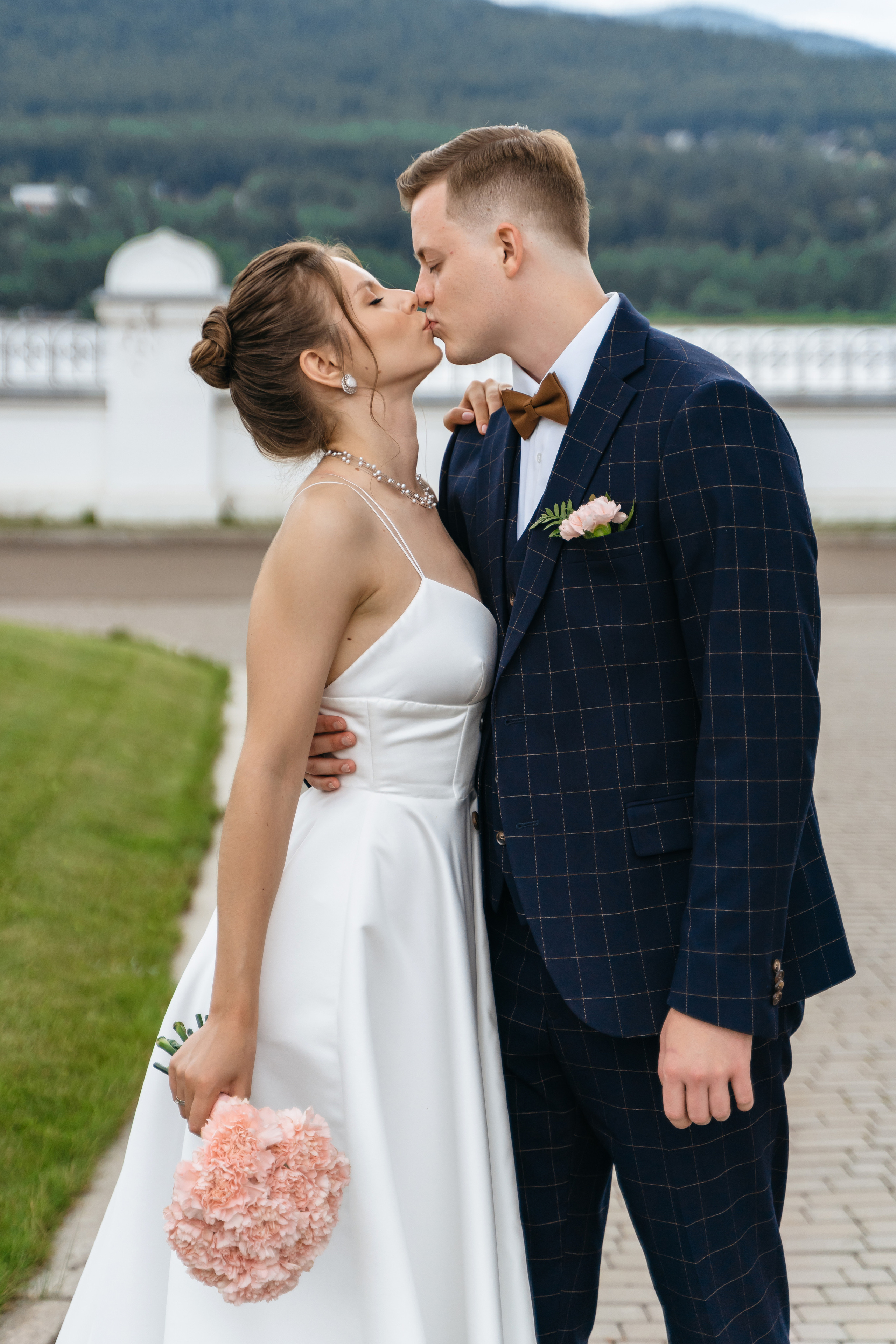 Владимир и Александра. Свадебный фотограф Красноярск Вязьминова Мария