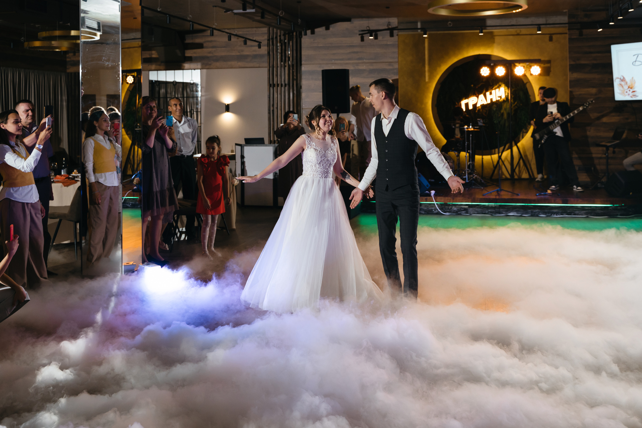 Денис и Анна. Свадебный фотограф Красноярск Вязьминова Мария