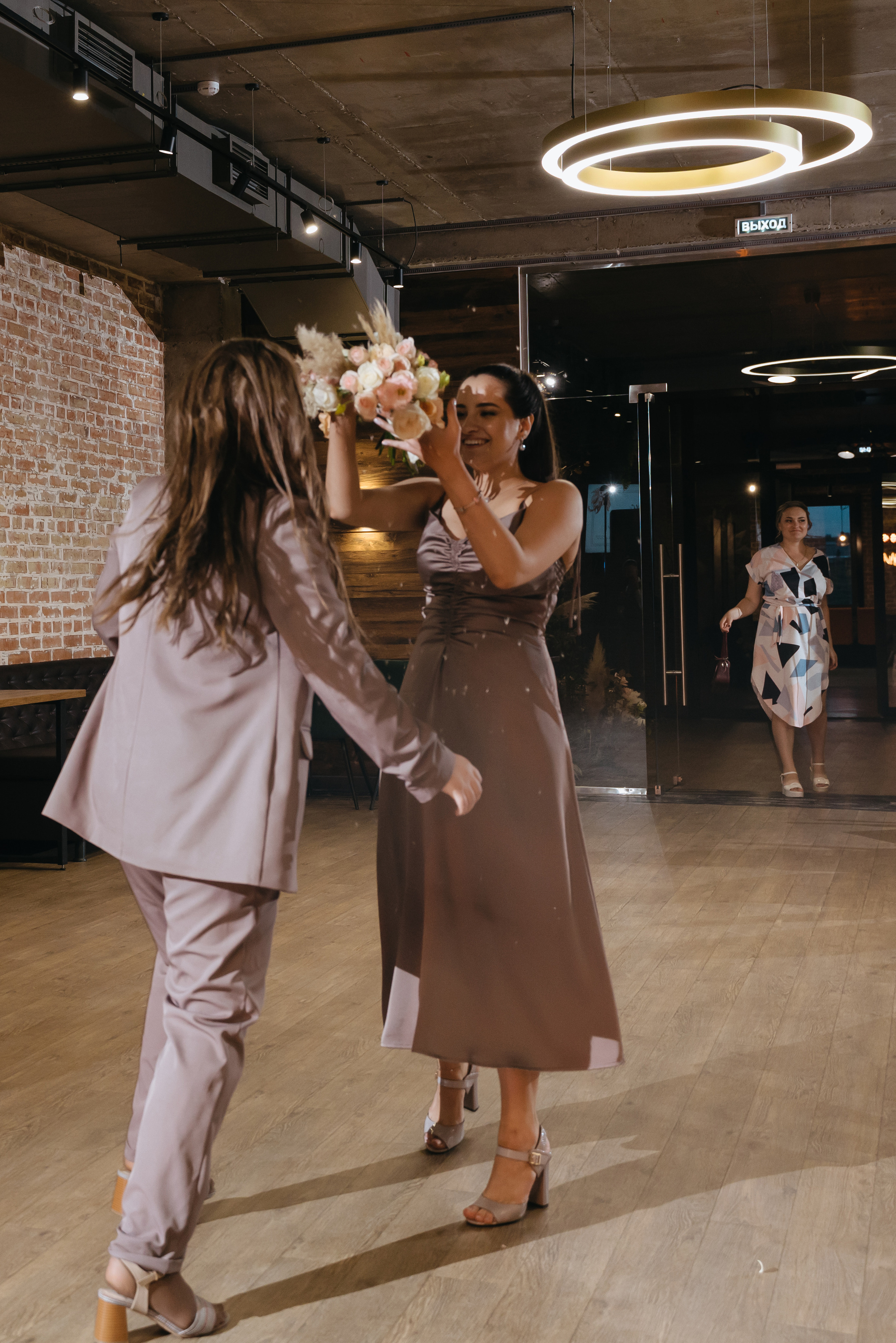 Денис и Анна. Свадебный фотограф Красноярск Вязьминова Мария