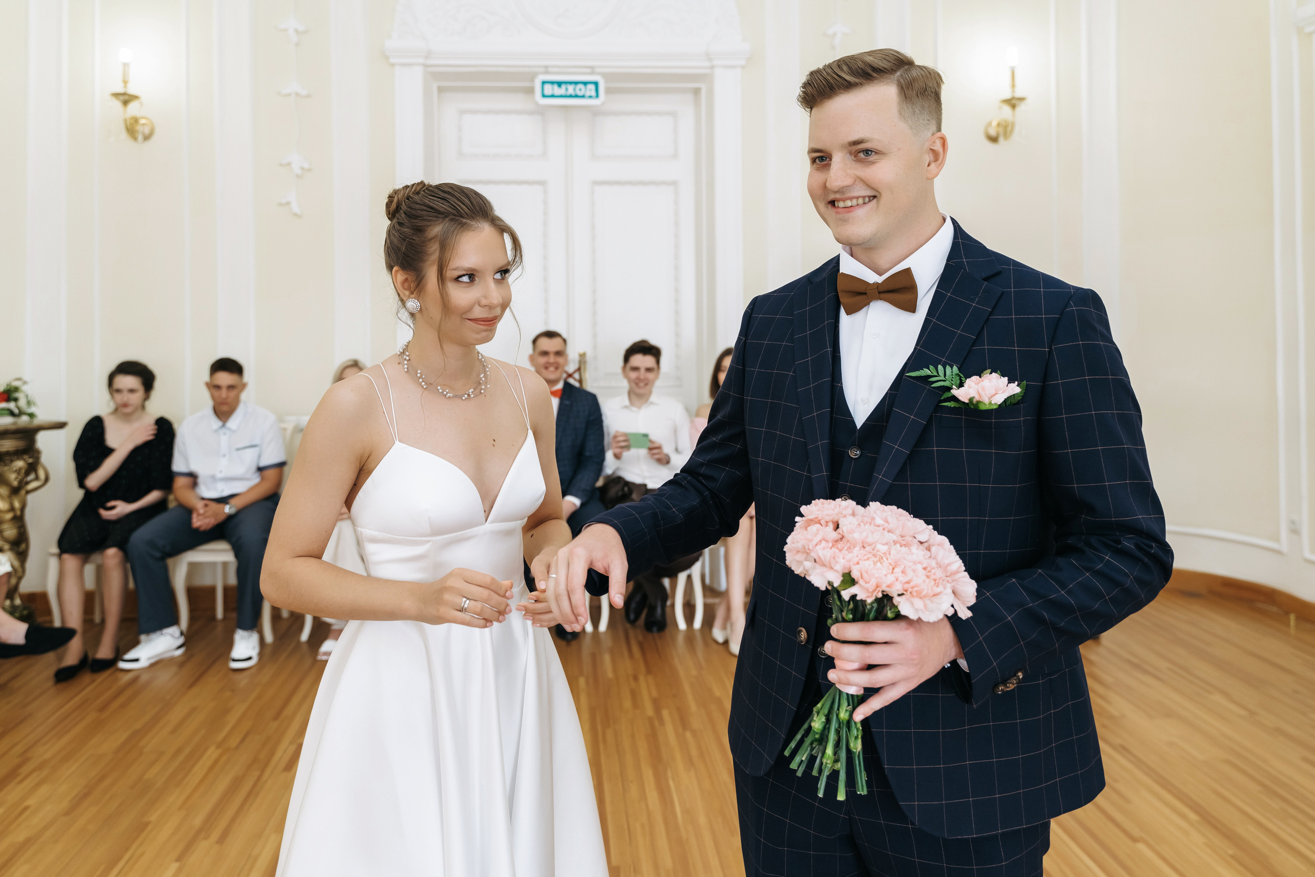 Владимир и Александра. Свадебный фотограф Красноярск Вязьминова Мария