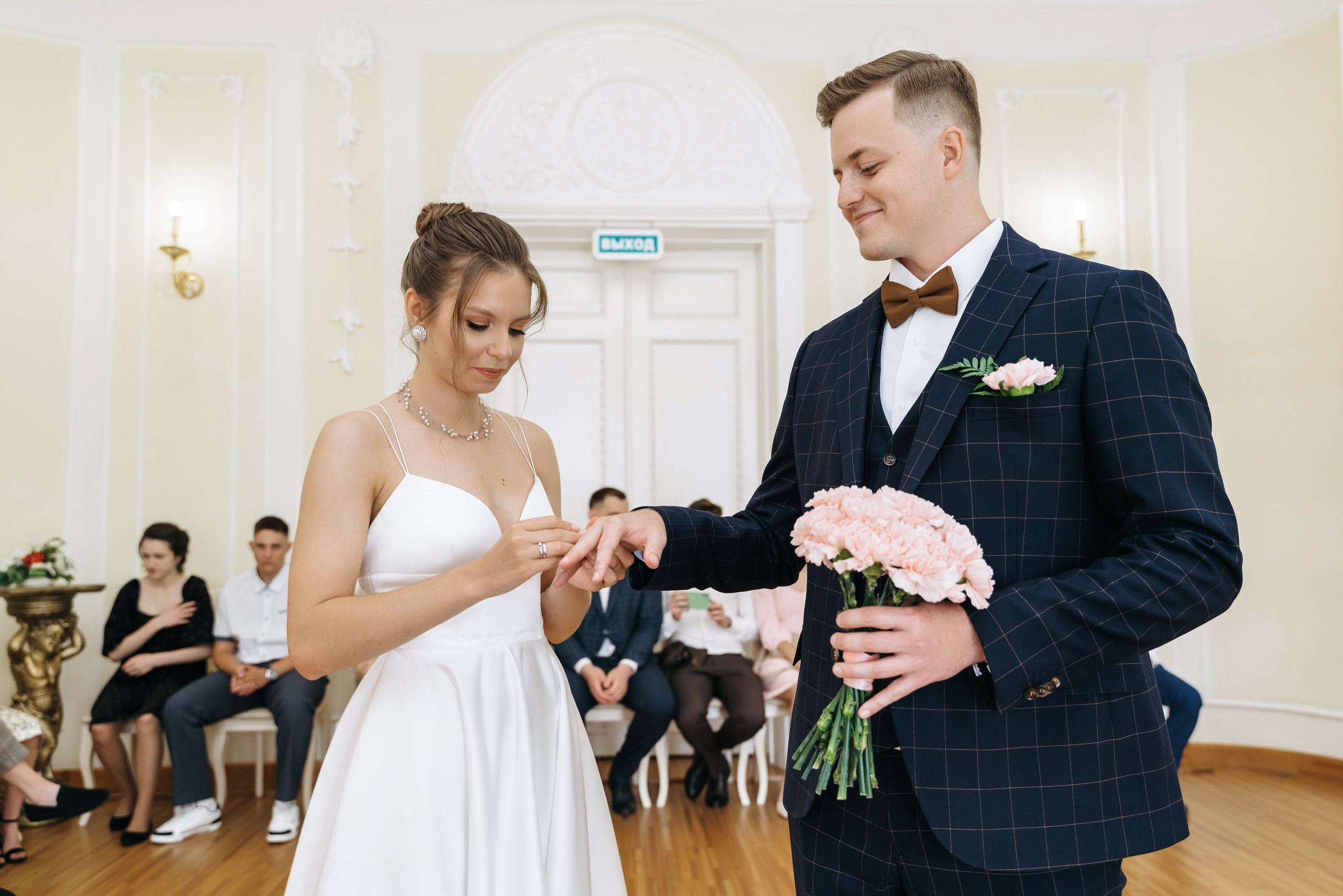 Владимир и Александра. Свадебный фотограф Красноярск Вязьминова Мария