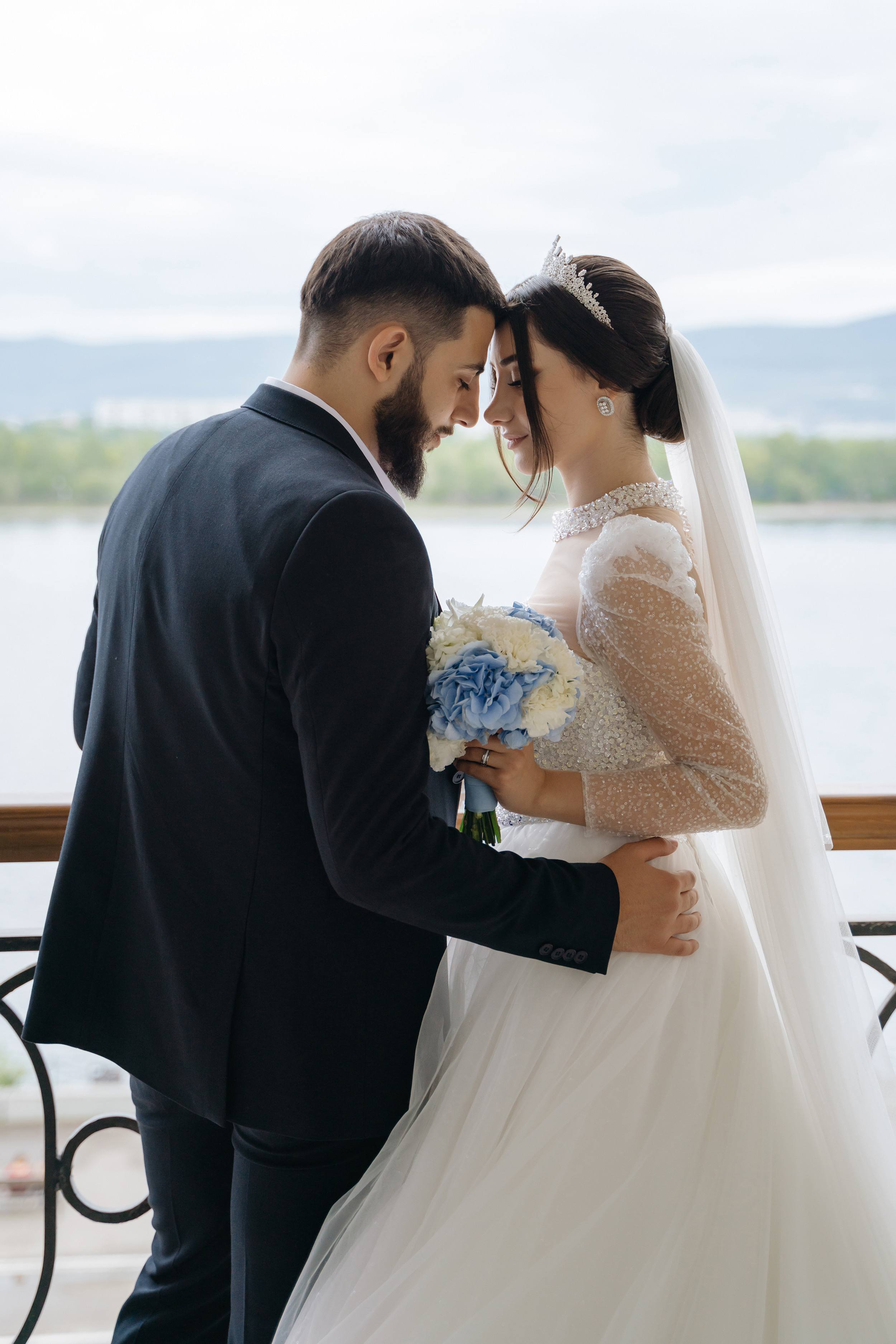 Феликс и Мариэтта. Свадебный фотограф Красноярск Вязьминова Мария