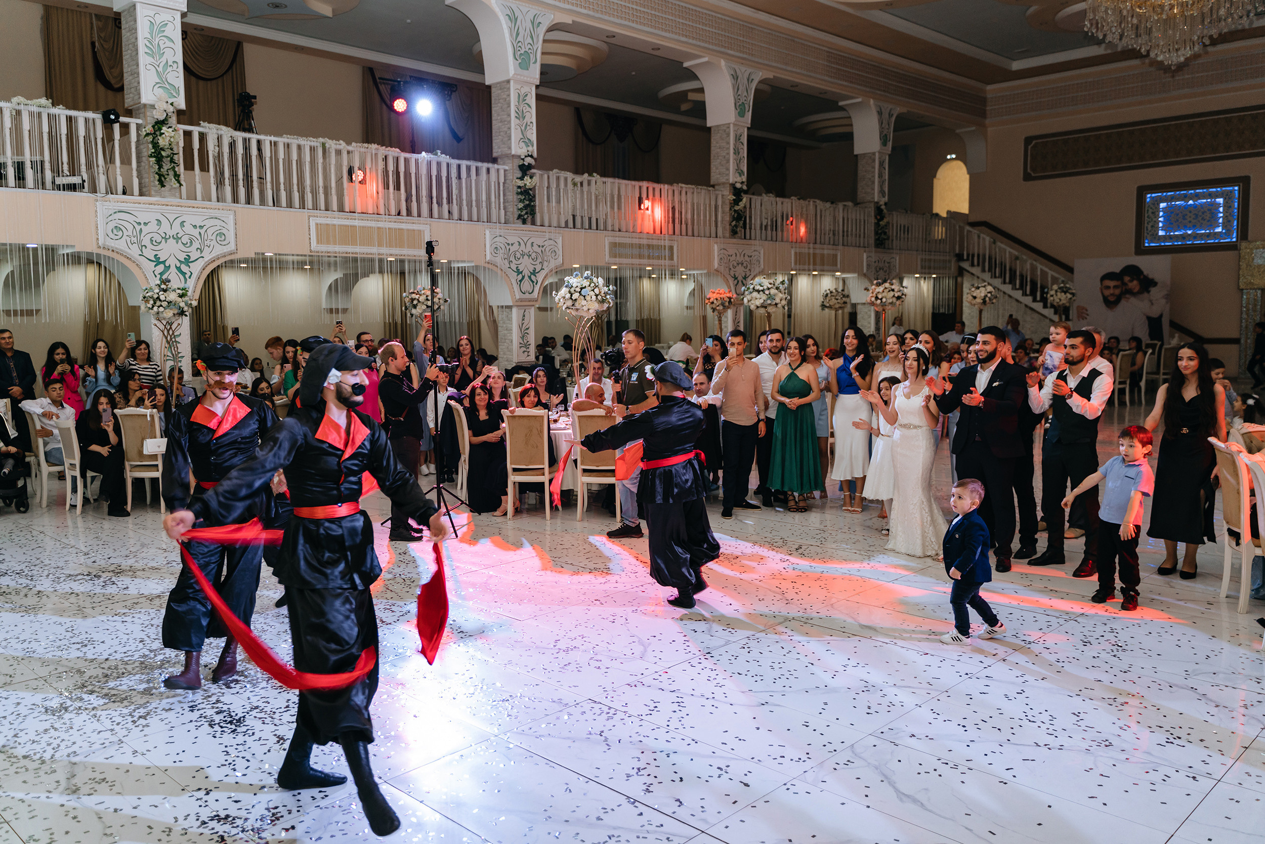 Феликс и Мариэтта. Свадебный фотограф Красноярск Вязьминова Мария