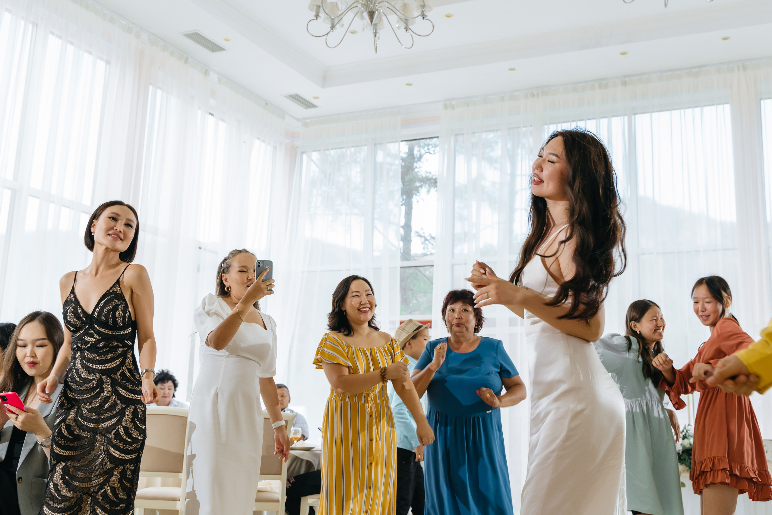 Мерген и Айыраа. Свадебный фотограф Красноярск Вязьминова Мария