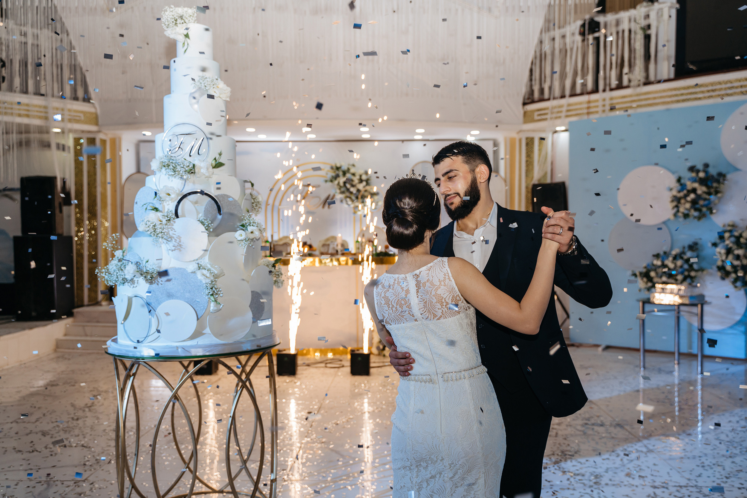 Феликс и Мариэтта. Свадебный фотограф Красноярск Вязьминова Мария