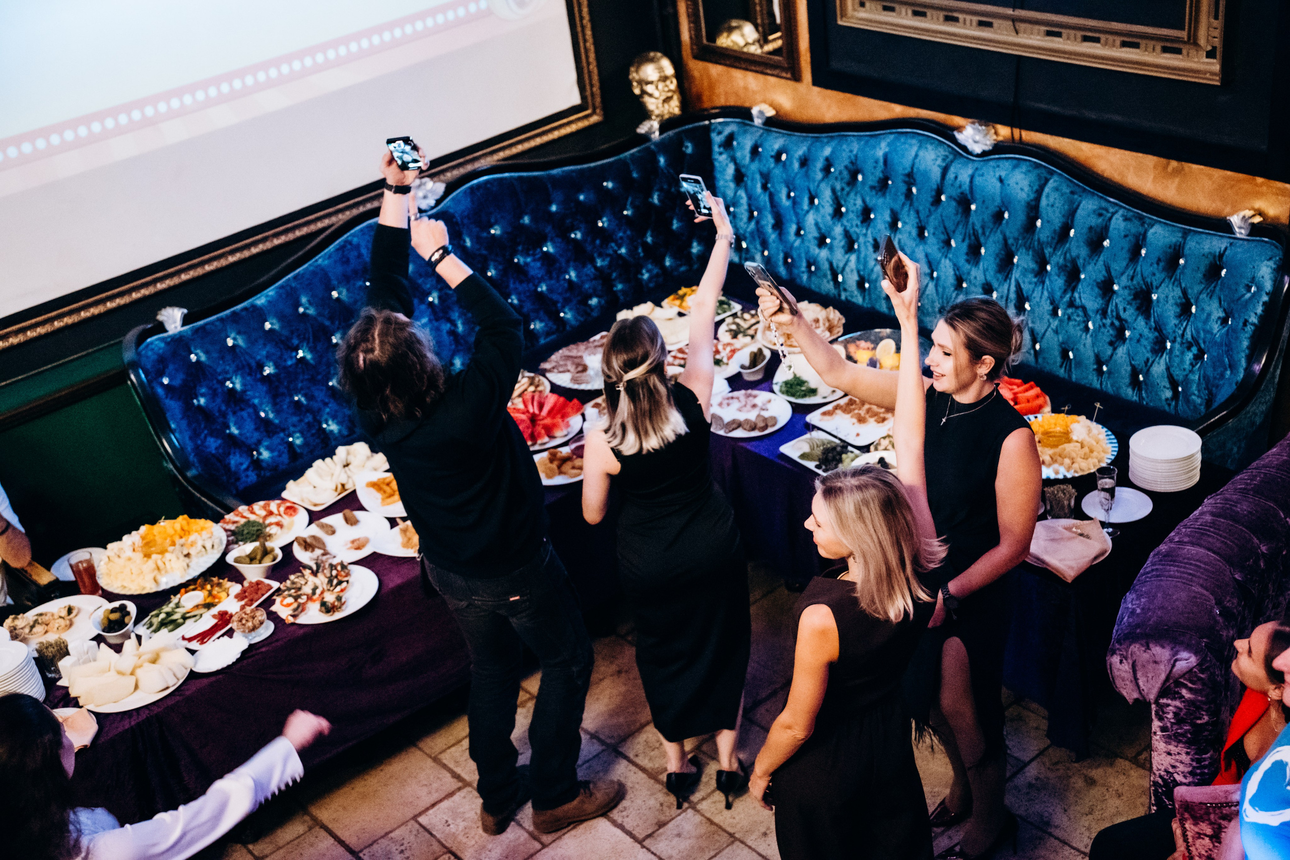 Подборка фотографий с разных репортажей