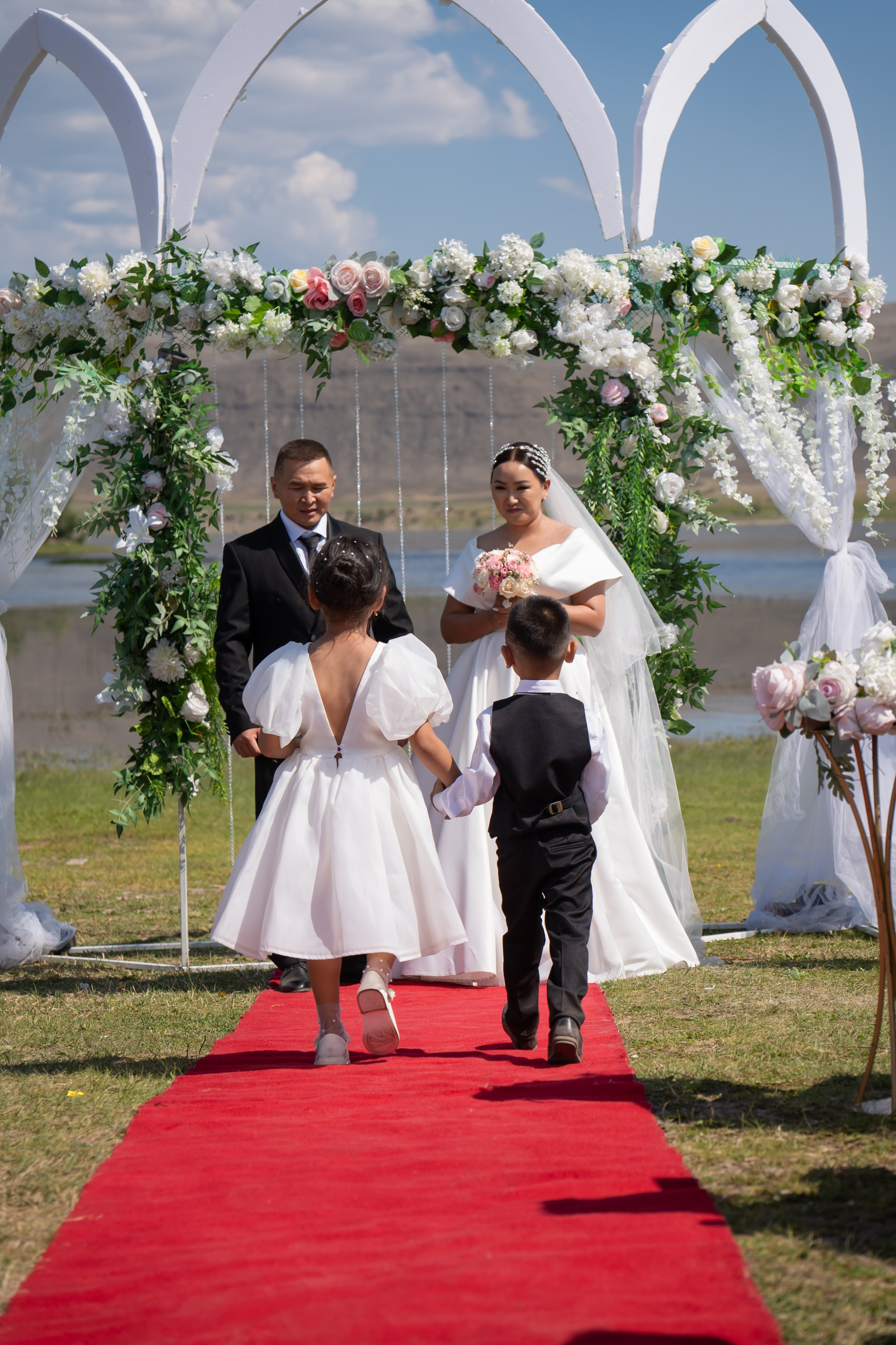 Свадьбы 2024. SHUDE TUVA — фотограф и видеограф в Кызыле