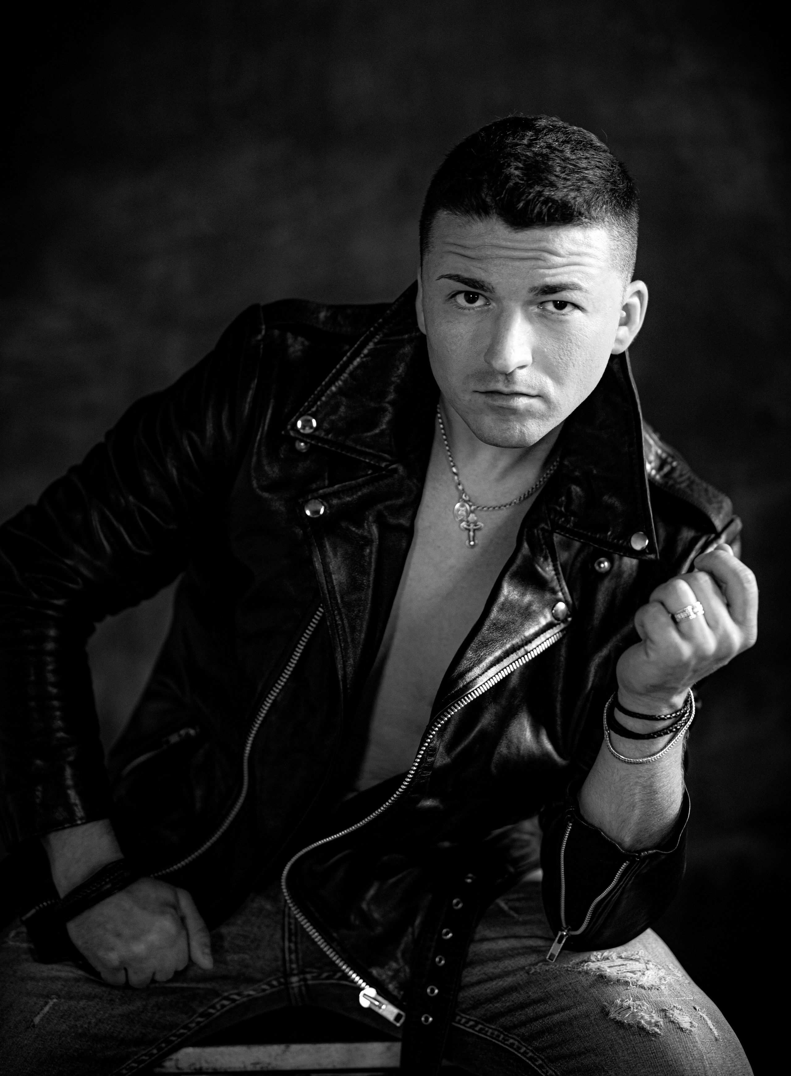 Мужское. ЧБ Фотограф Ольга Лесли