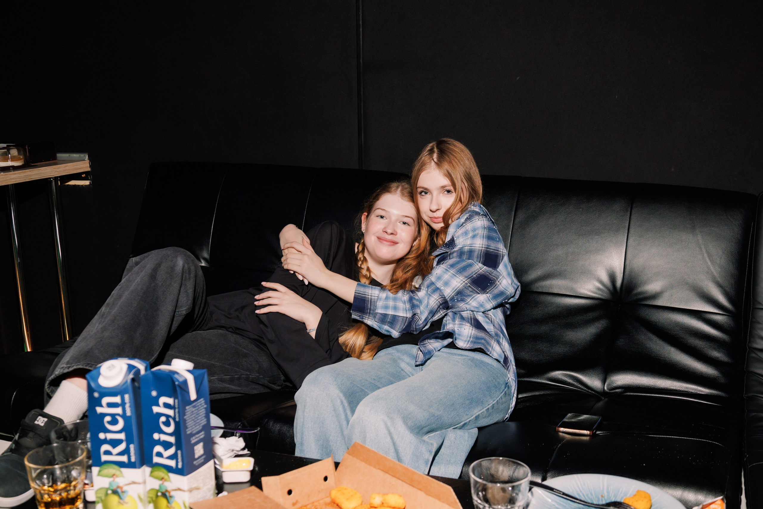 День Рождения в караоке 2. Фотограф в Москве Дмитрий Емельянов