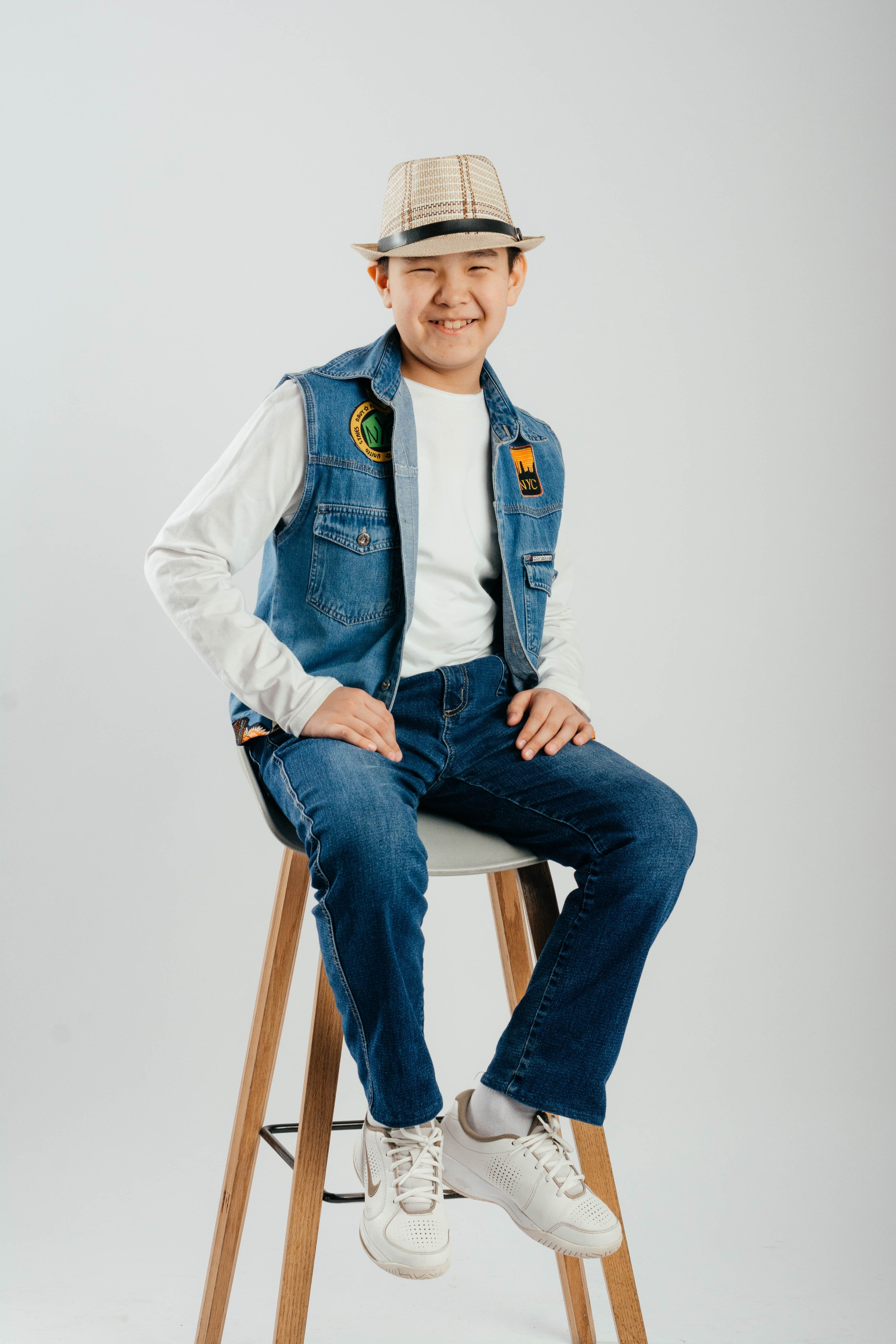 Выпускные школьные альбомы:. Фотограф Эллина Дар г. Улан-Удэ