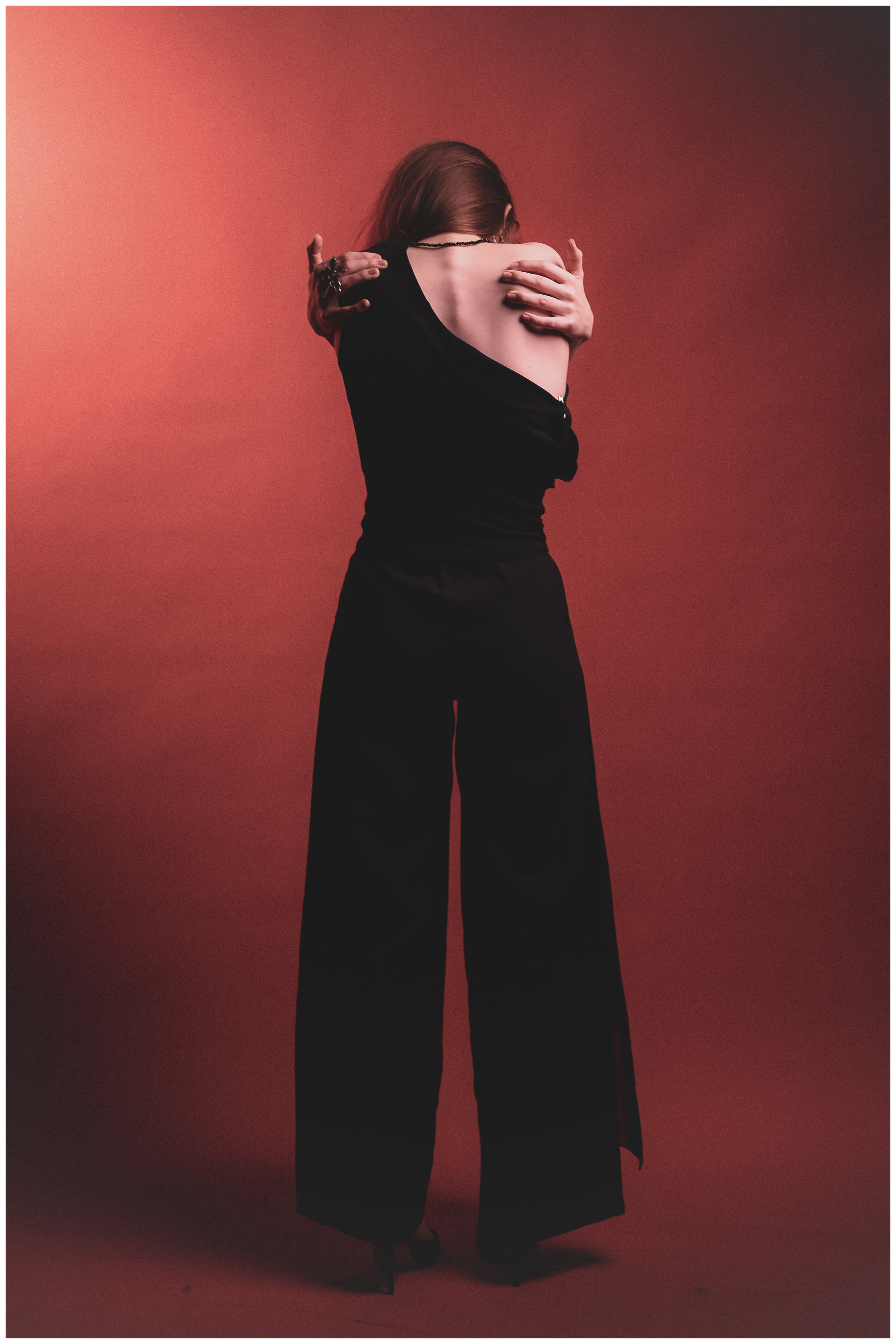 Виктория. Портретный фотограф в Орле. Готовые фото за 3 дня! Помощь в позировании. Советы по организации