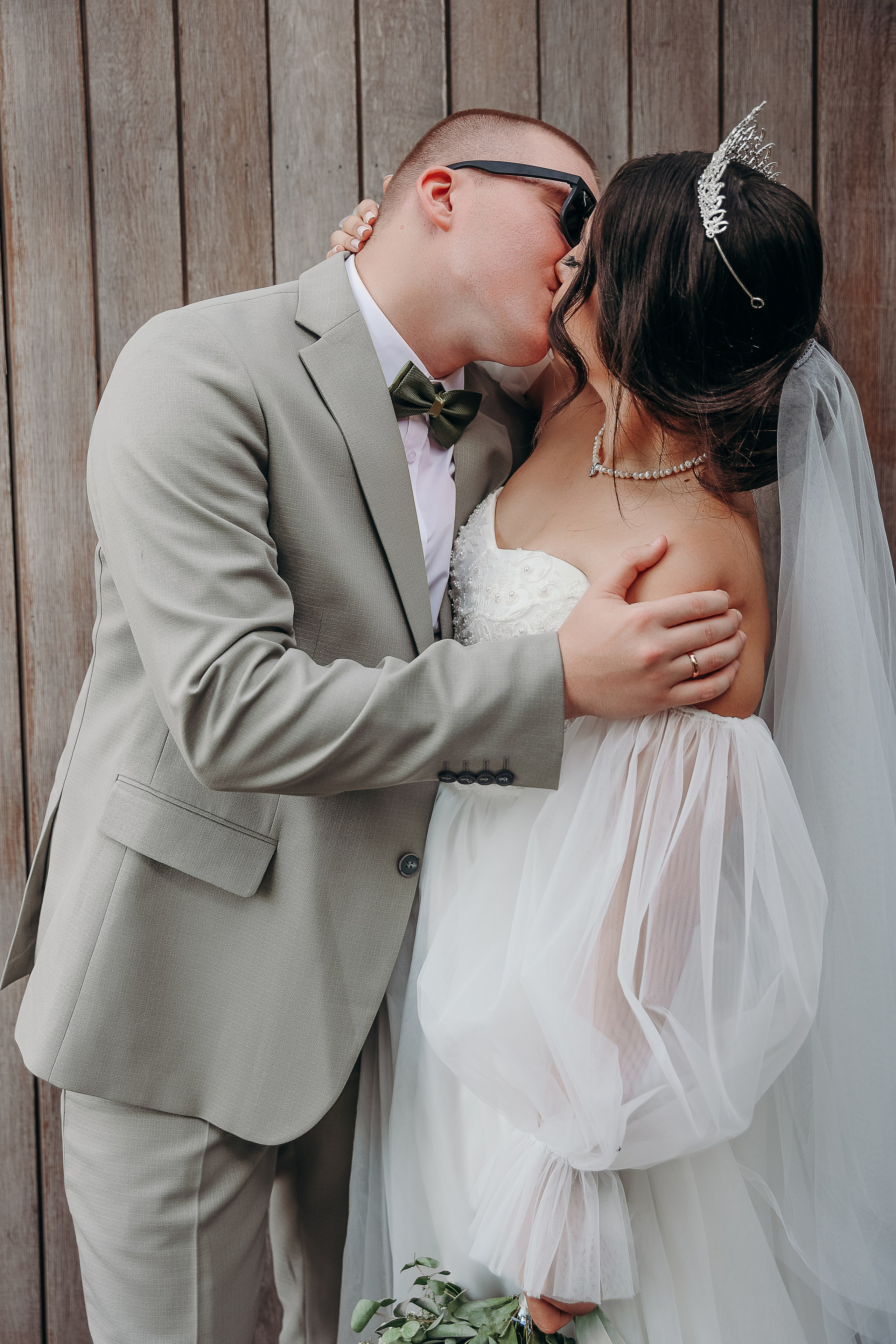 Свадебная прогулка в парке Галицкого 23.08.2024. Свадебный и семейный фотограф Виолетта Сидельникова. Краснодар, Россия, Беларусь, Европа