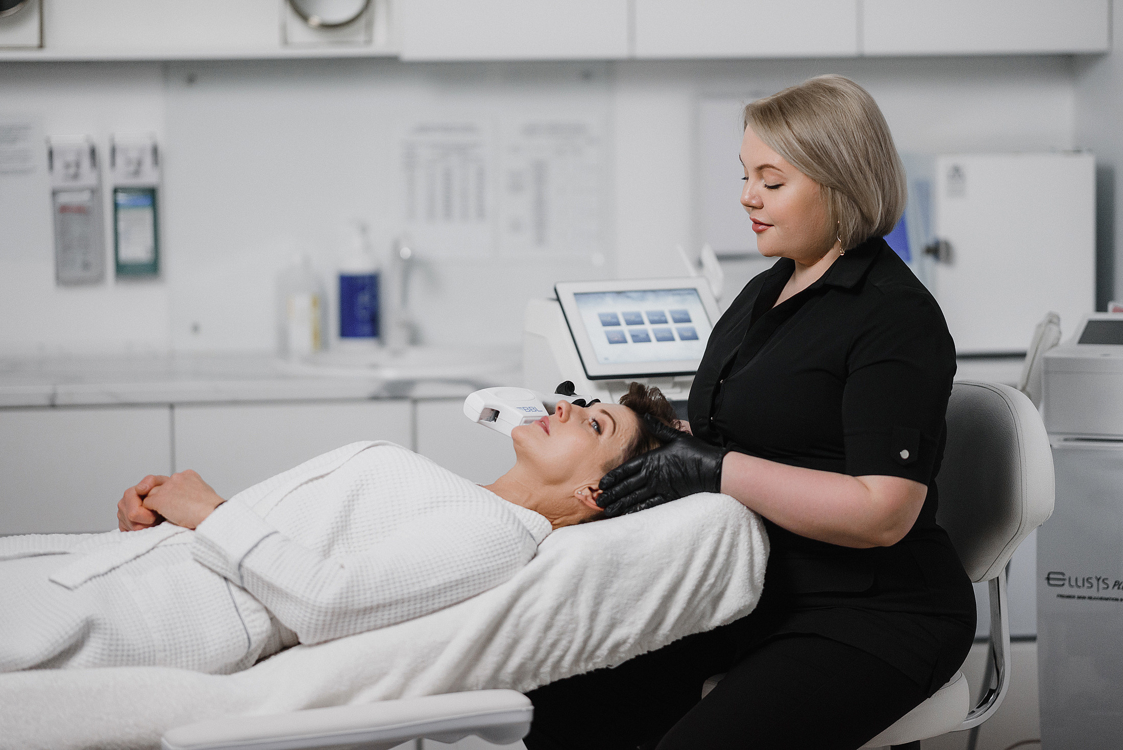 New you clinic. Свадебный фотограф и видеограф