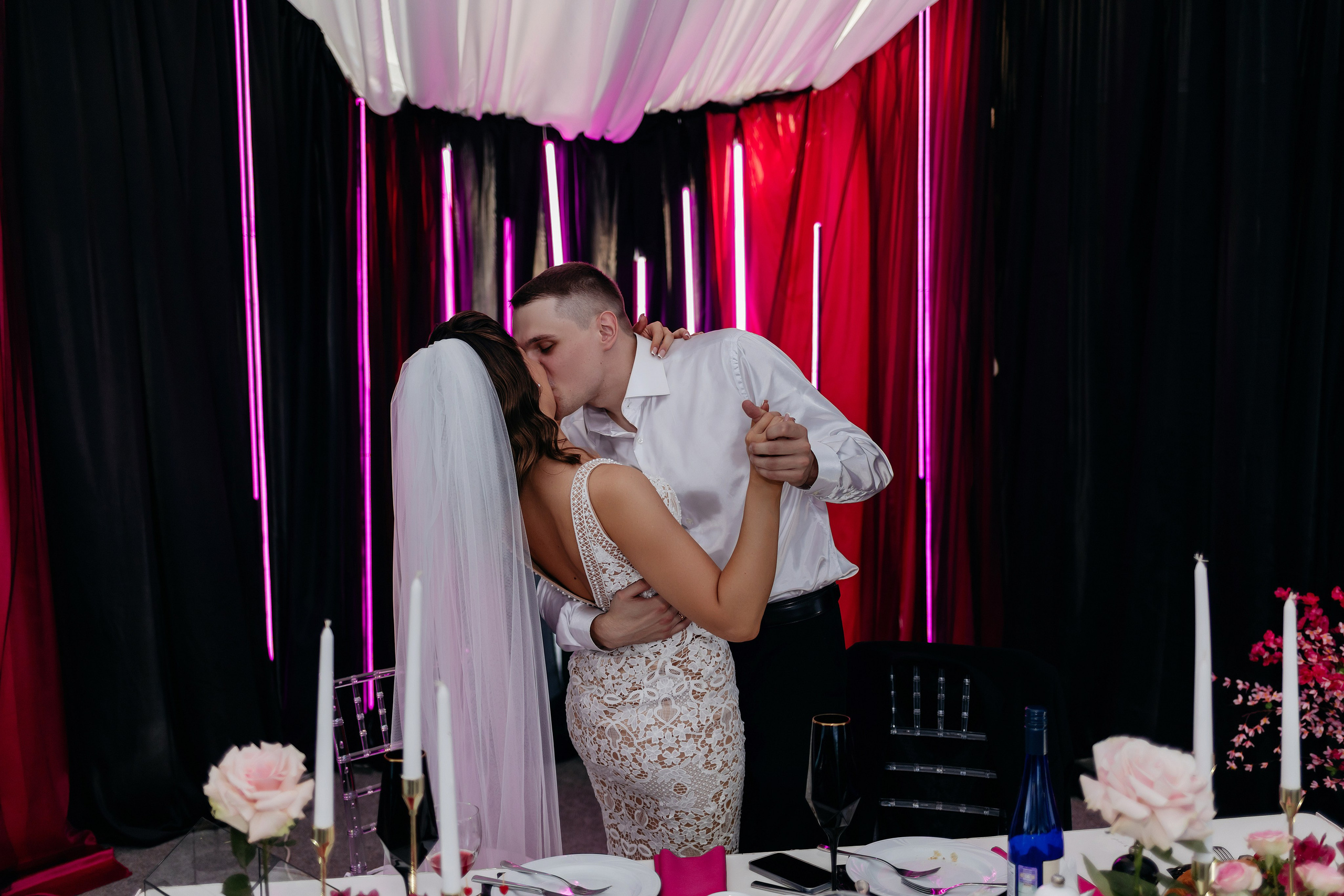 Александра и Кирилл. Свадебный фотограф в Пскове и Санкт-Петербурге | Анна Голикова