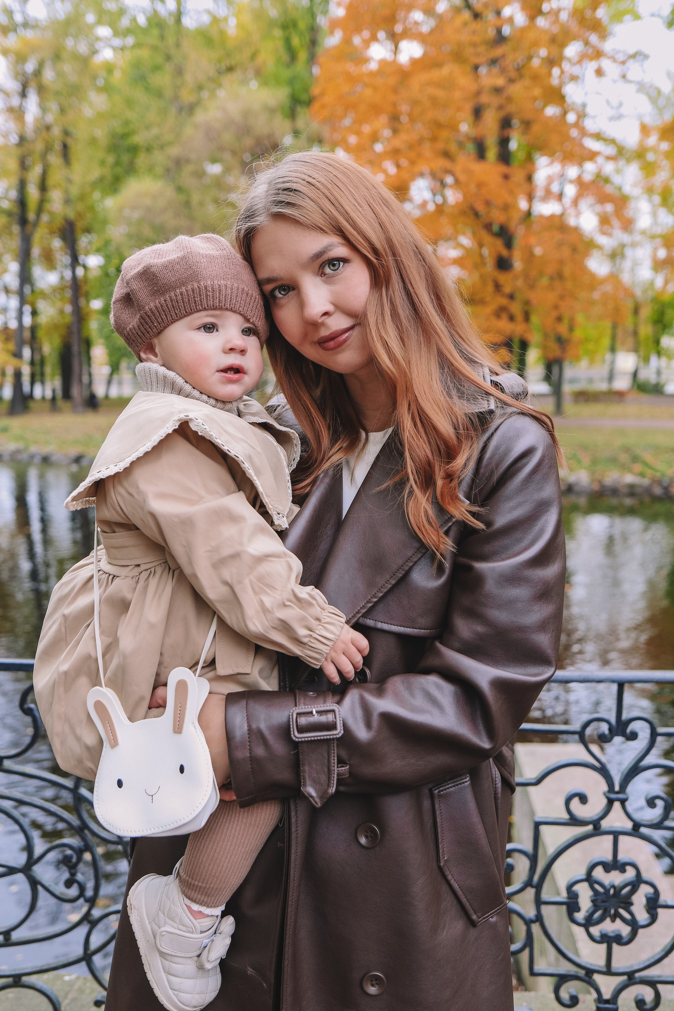 Мамы с дочками в осеннем парке. Фотограф Олеся Беляева | Санкт-Петербург и Ленобласть