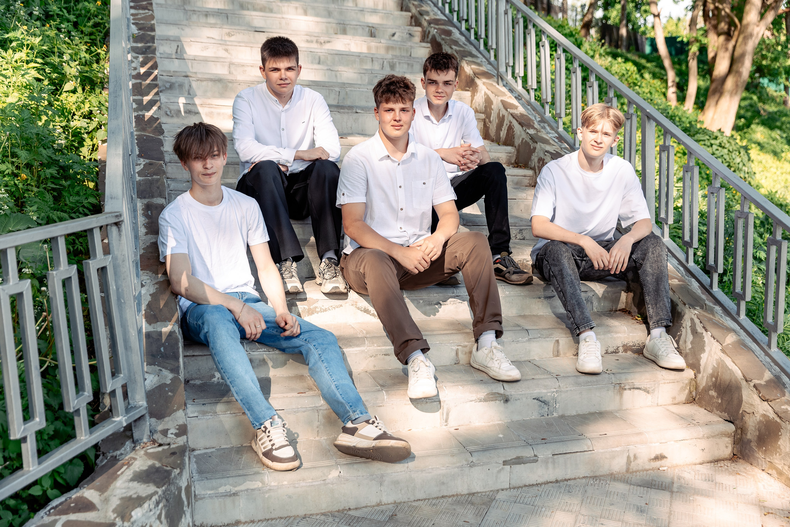 Позирование группы. Выпускные альбомы для детского сада и школы