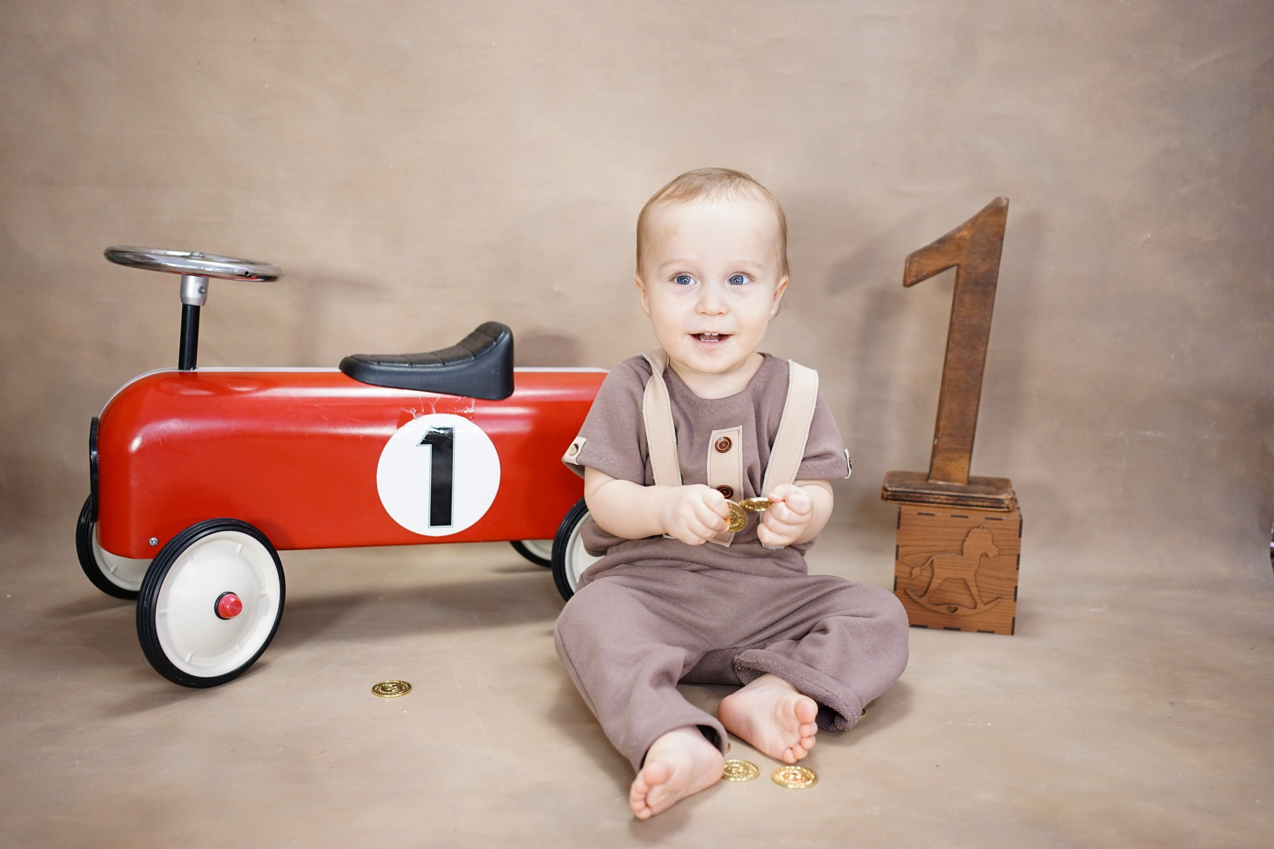 Фотосессия на Годик для Мальчиков. Детская Фотостудия ГОДОВАСИКИ в Санкт-Петербурге фотосесия на годик