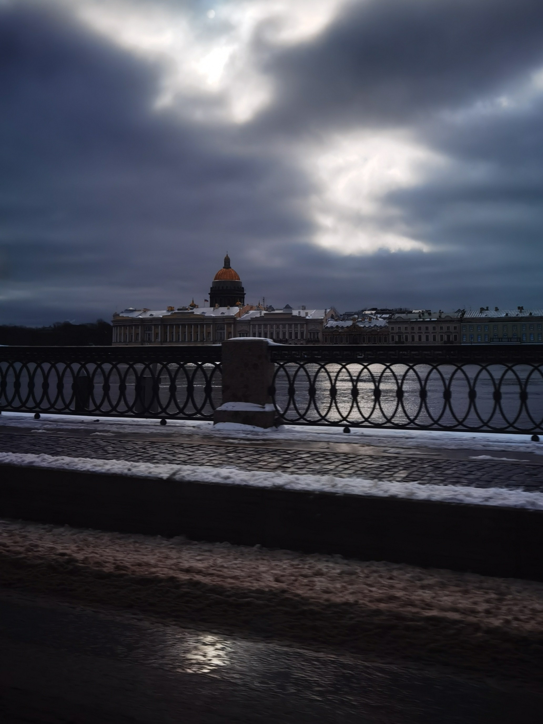 ВСЯЧИНА. Художник и фотограф. Писатель. Виктор