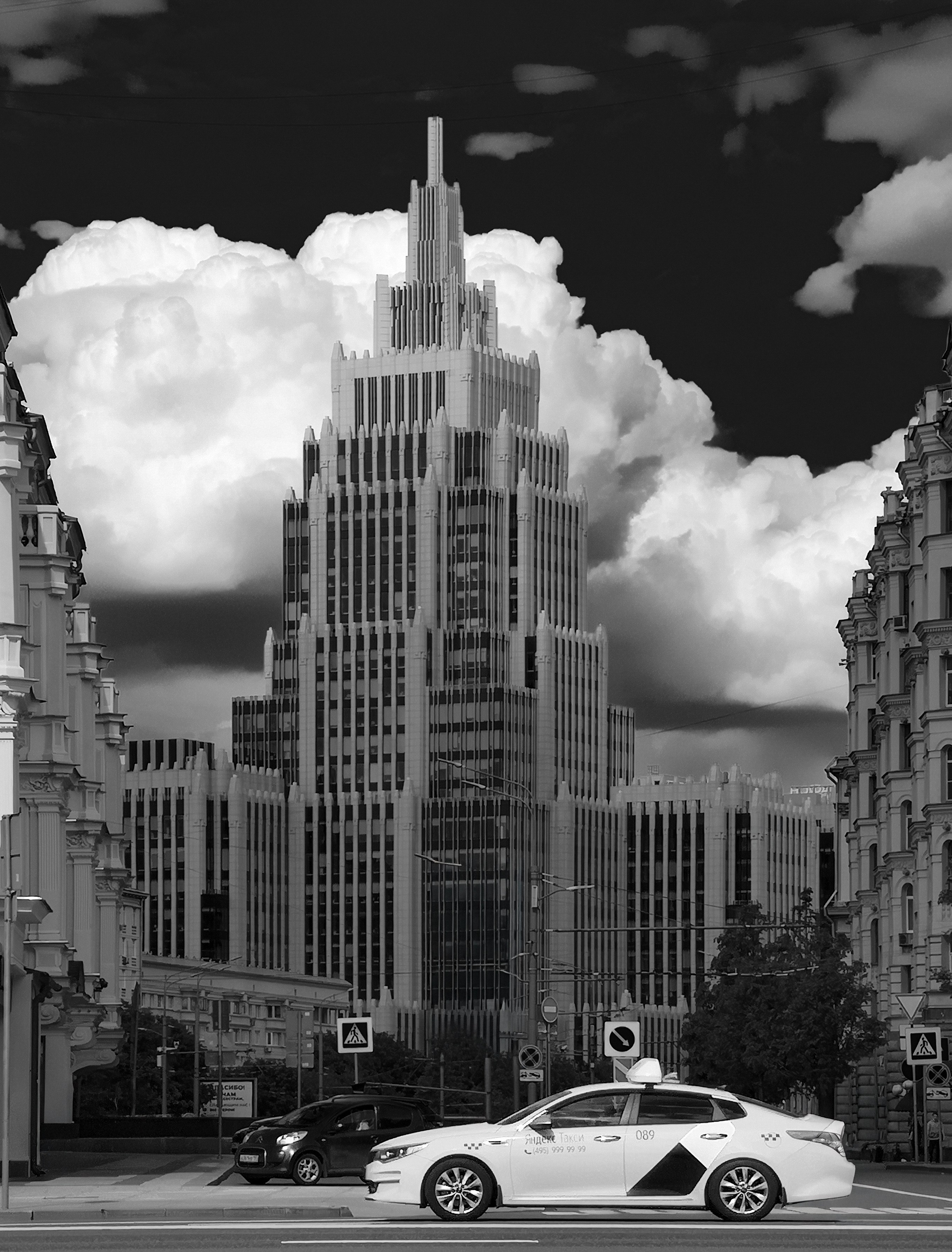ВСЯЧИНА. Художник и фотограф. Писатель. Виктор