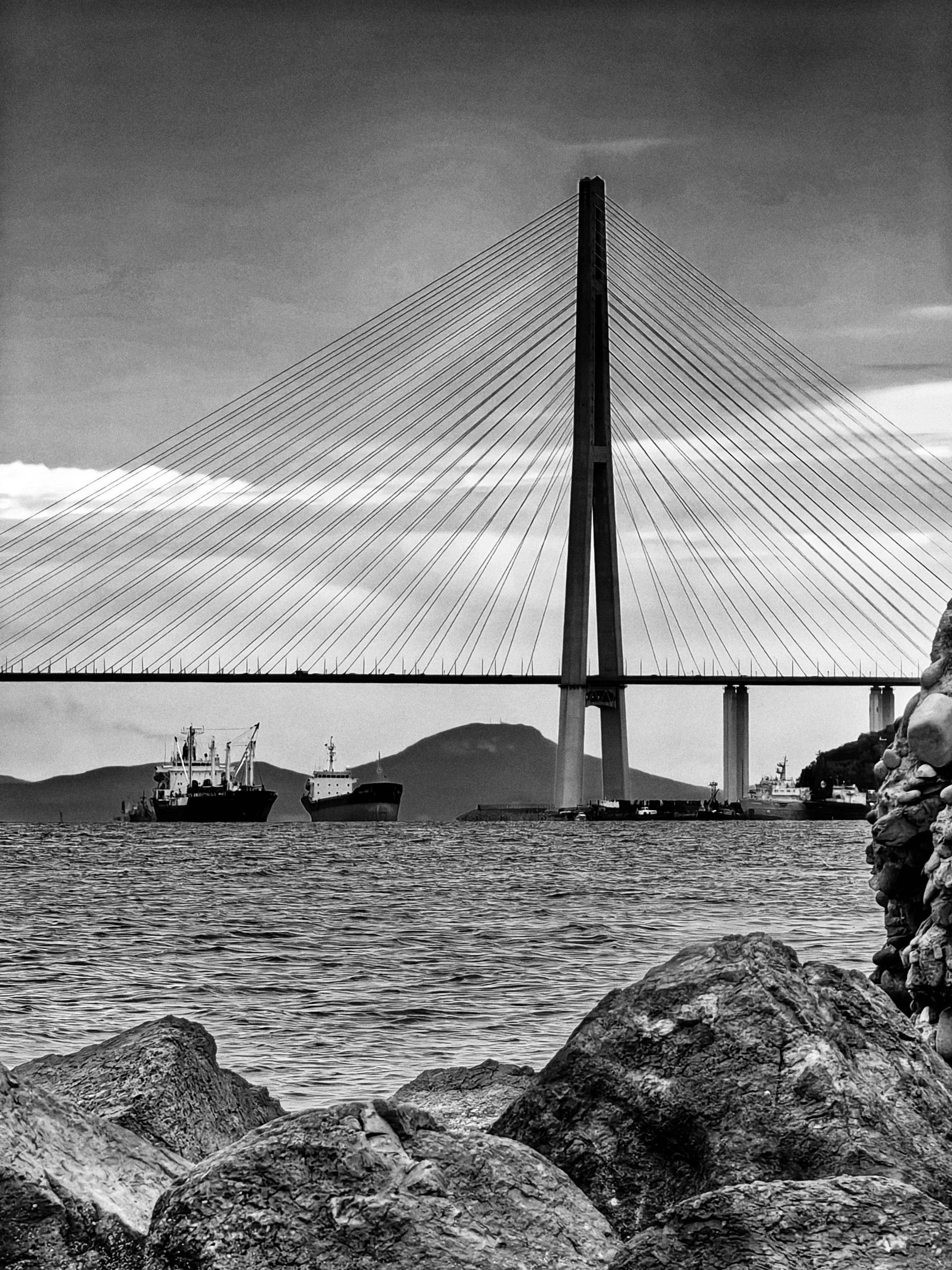 На печать. Художник и фотограф. Писатель. Виктор