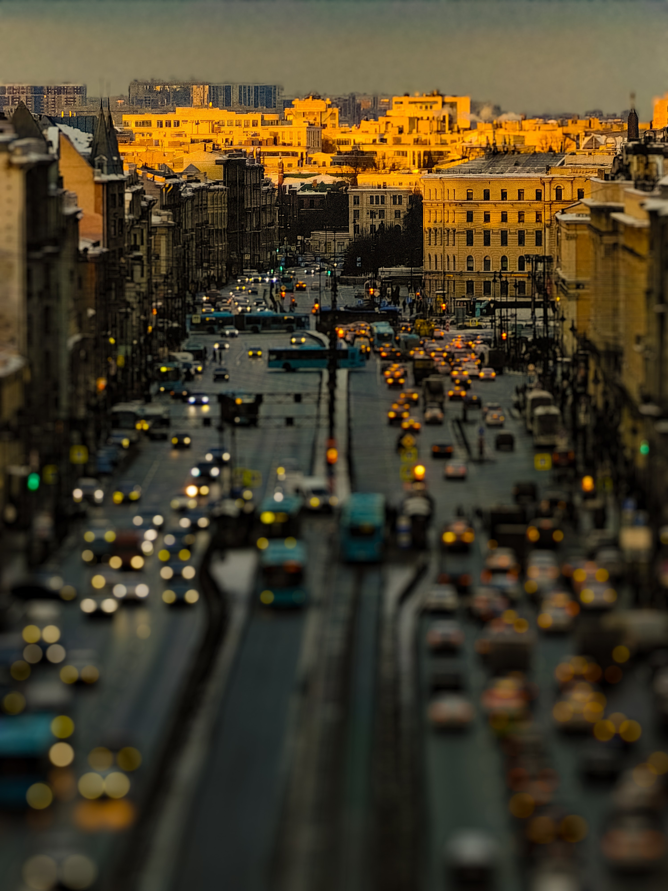 Архитектура. Художник и фотограф. Писатель. Виктор