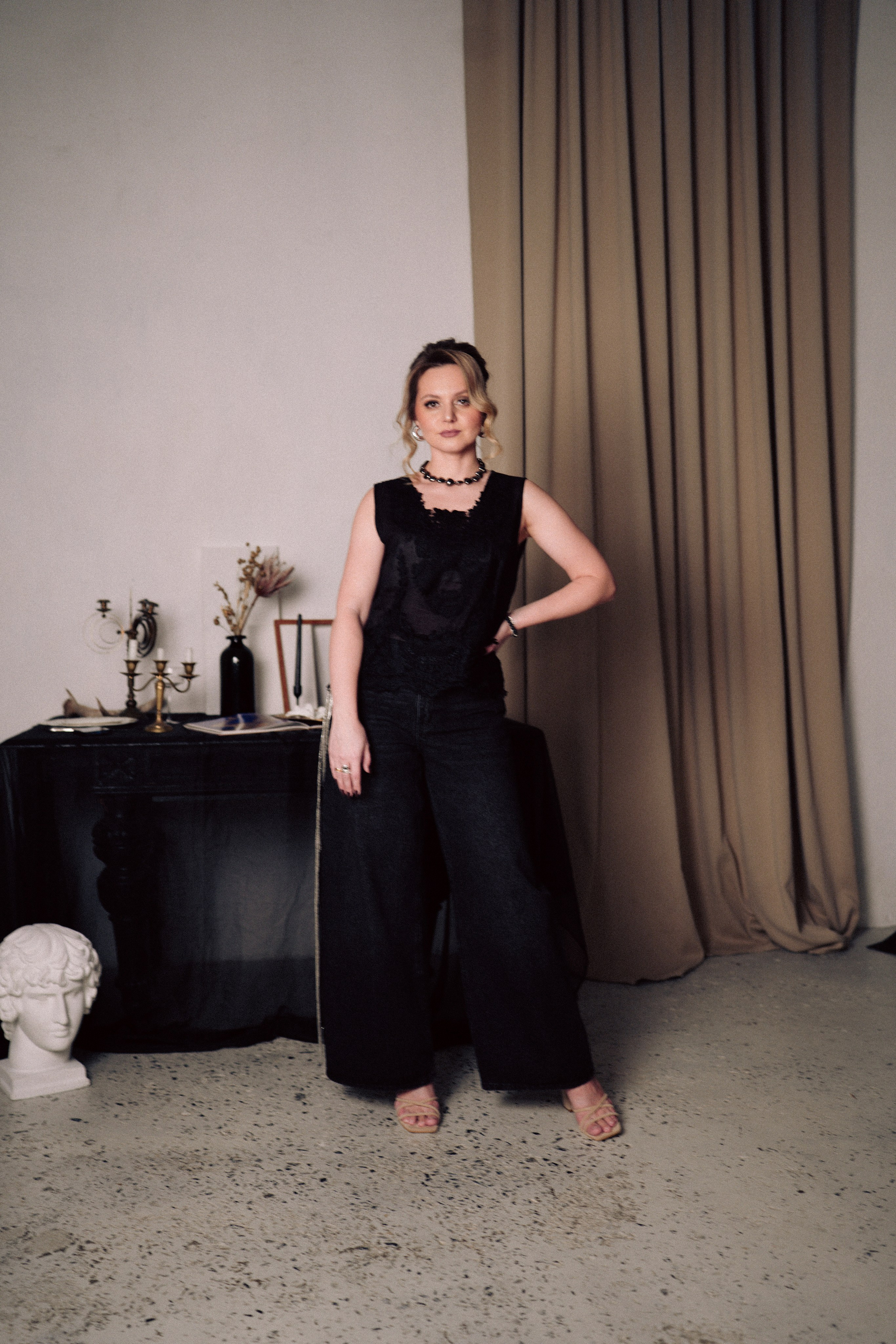 НОВОГОДНЯЯ ФОТОСЕСИИЯ В СТУДИИ ДЛЯ ДЕВУШКИ И ПРОГУЛКА ПО ЧЕРНЫШЕВСКОЙ. Профессиональный фотограф, Санкт-Петербург — Виктория Богомолова