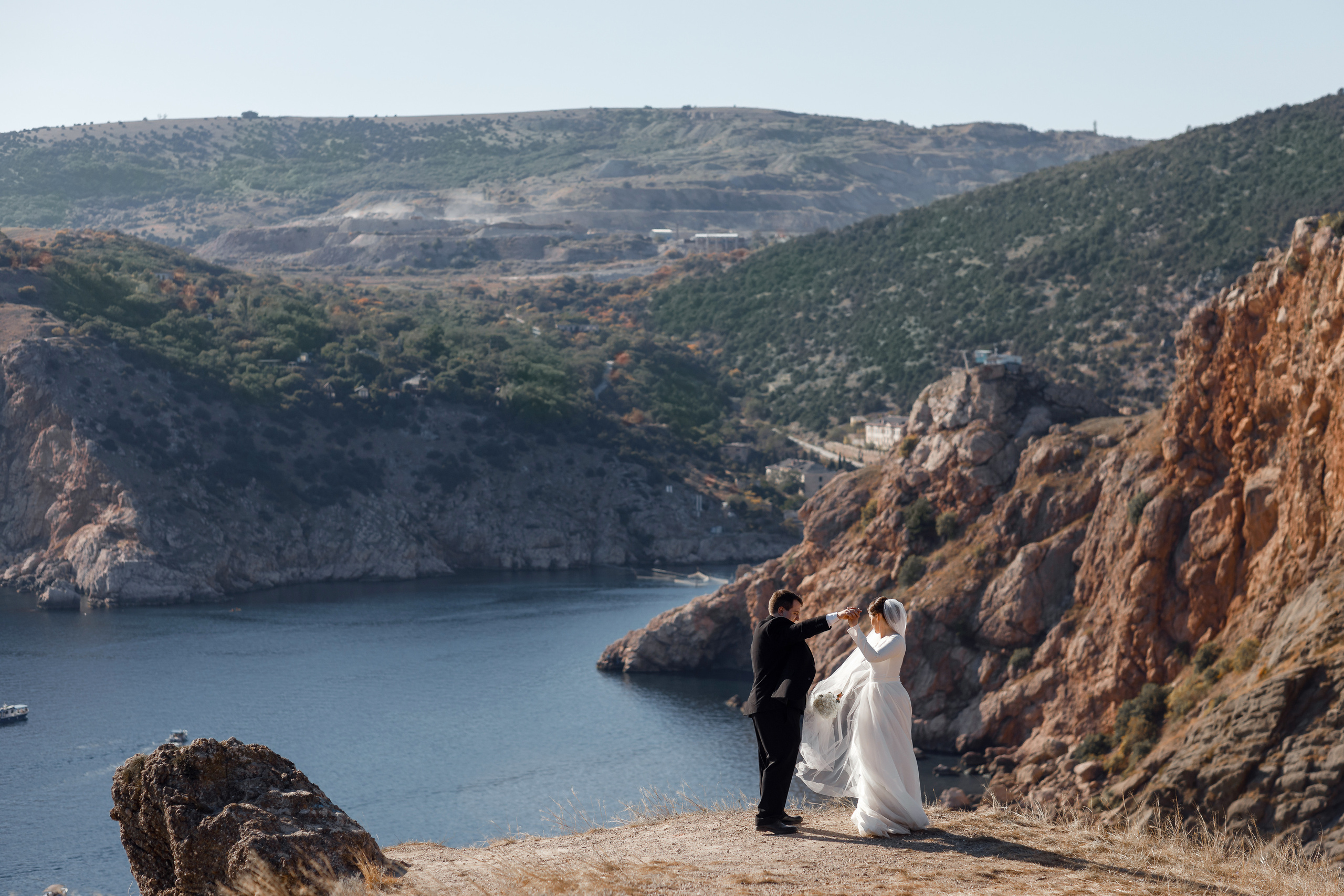 Анонс свадьбы Владислава и Натальи. Свадебный фотограф в Крыму и Севастополе Ольга Баскакова