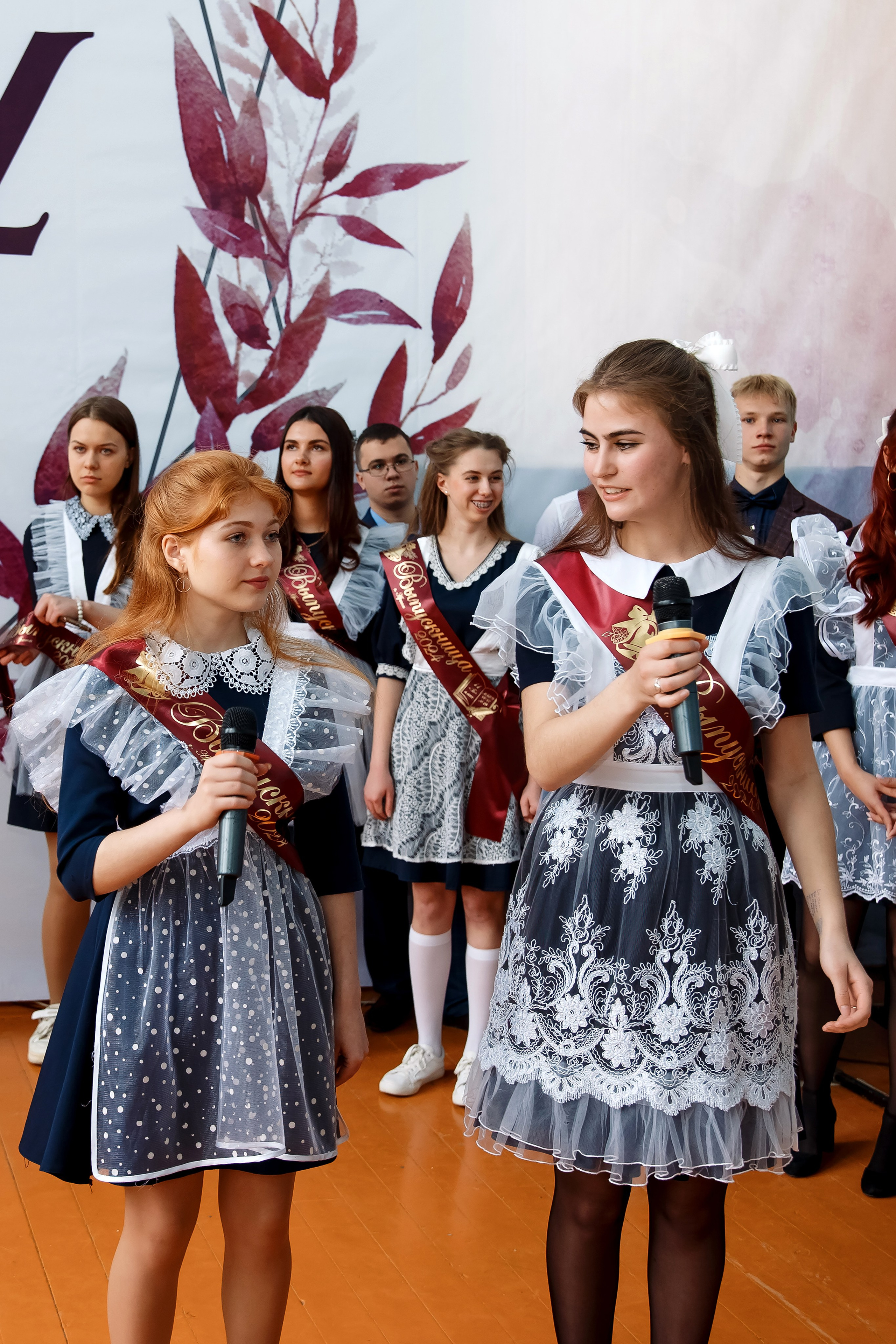 11 класс Последний звонок. Фотограф Любовь Корниенко, Примоский край