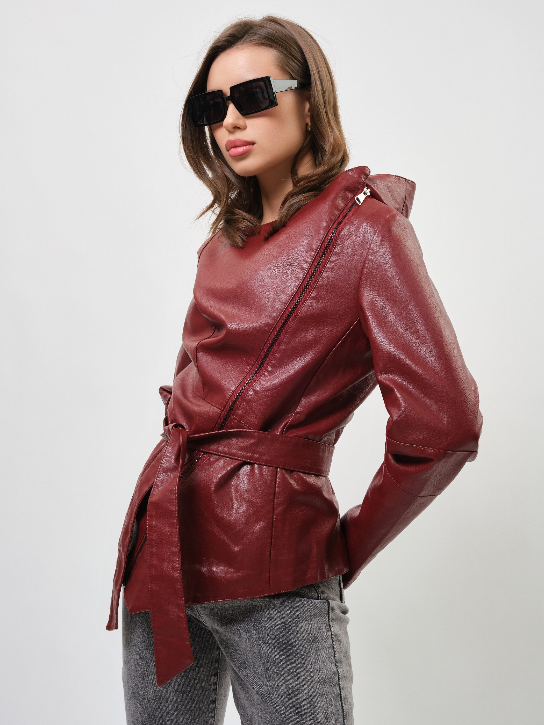 Каталог предметной и fashion-съёмки на белом фоне — Артур Карташев. Фотограф Карташев Артур