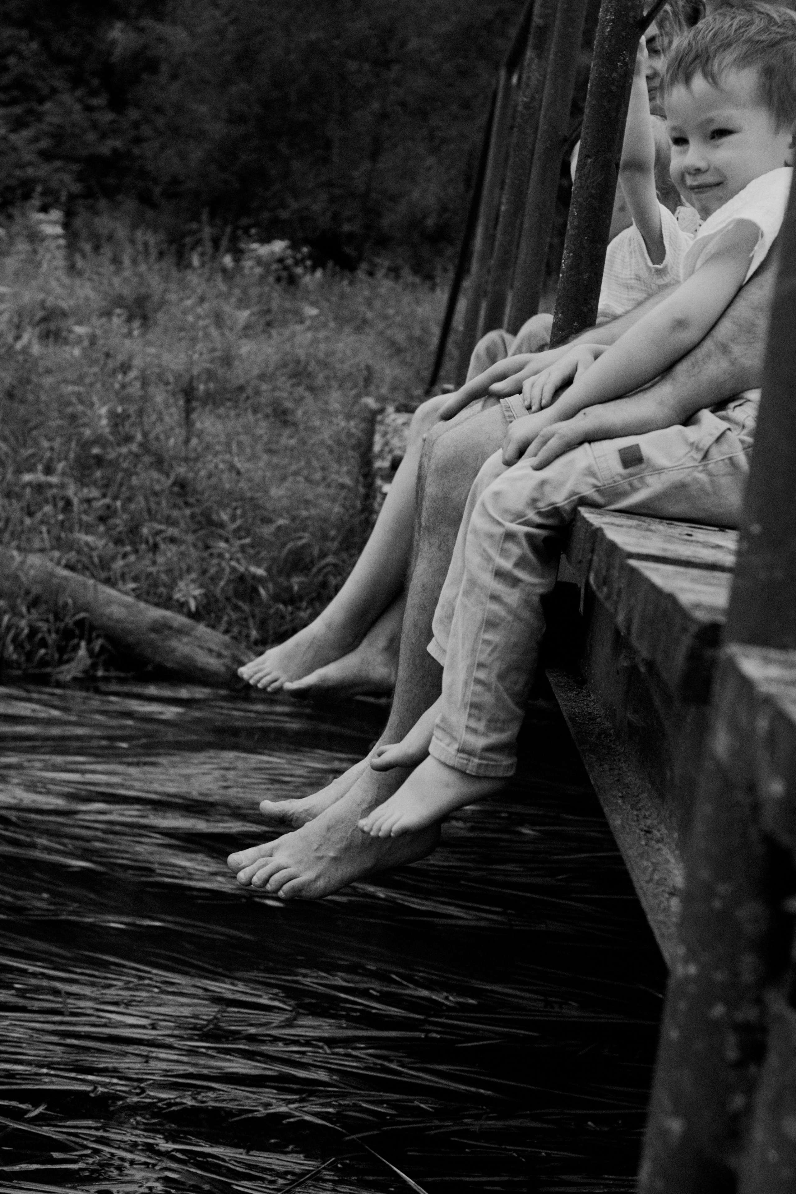 Dasha and the boys. Portrait, family and pet photographer in Cyprus, Ksenia Bourdelle