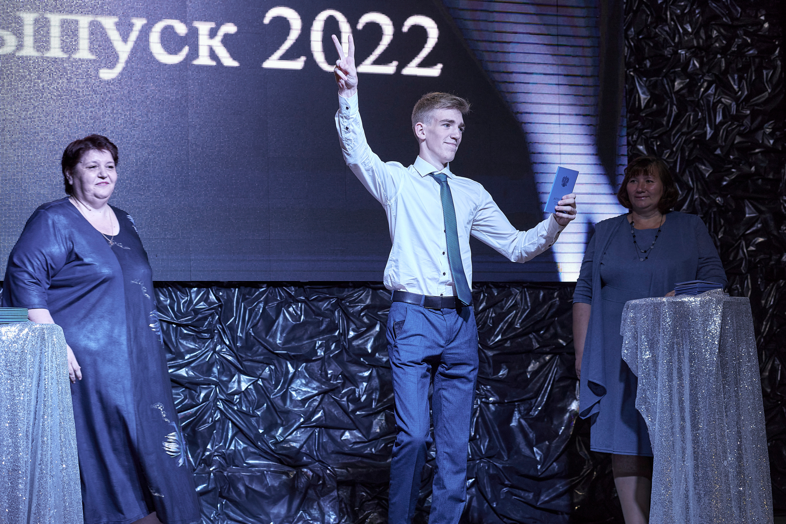 Гимназия 74 (выпускной 2022). Фотограф Иван Кузьмин на любое Ваше мероприятие