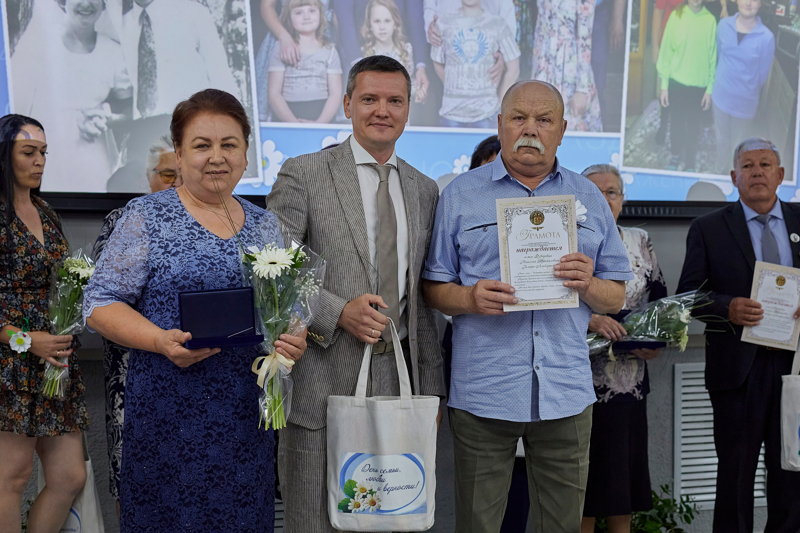 День семьи, любви и верности вместе с министерством социальной защиты. Фотограф Иван Кузьмин на любое Ваше мероприятие