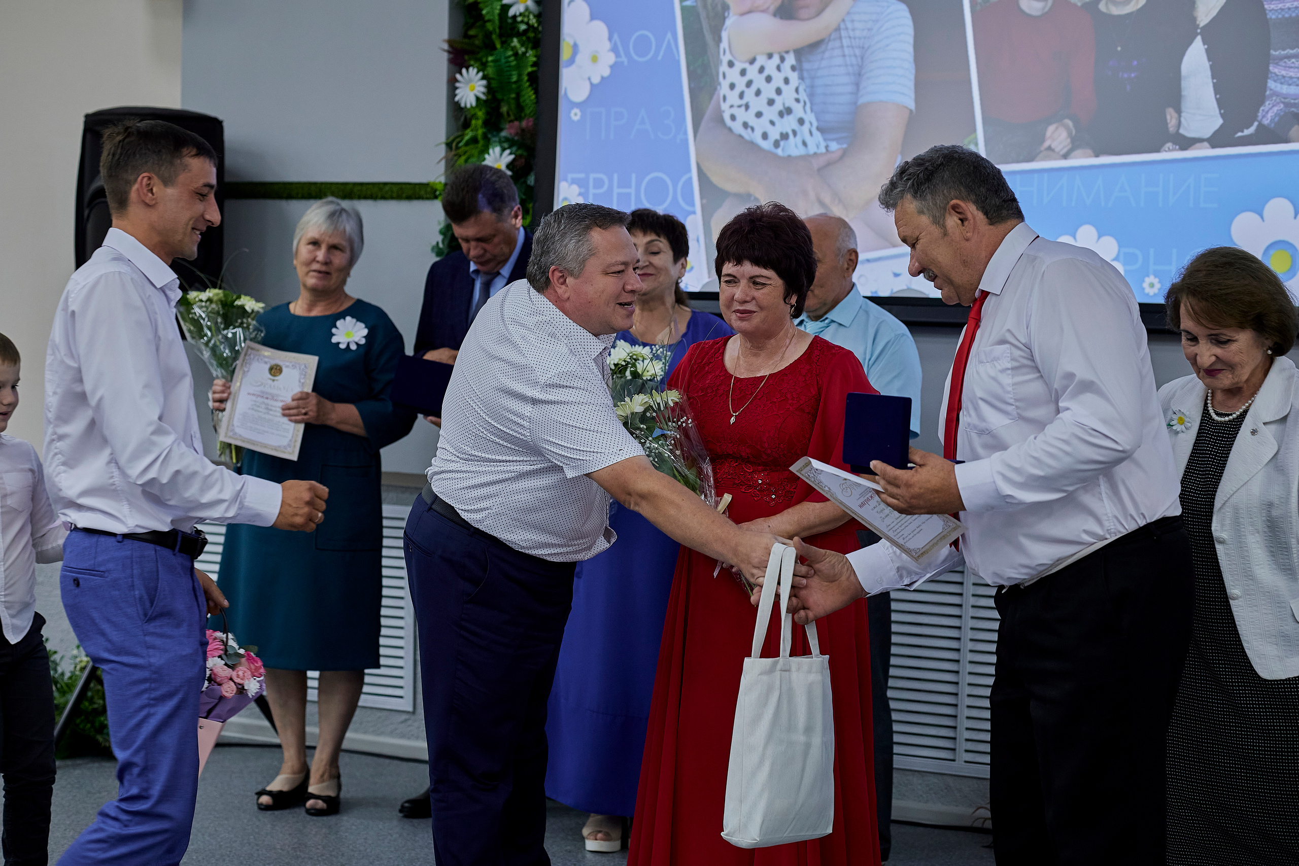 День семьи, любви и верности вместе с министерством социальной защиты. Фотограф Иван Кузьмин на любое Ваше мероприятие