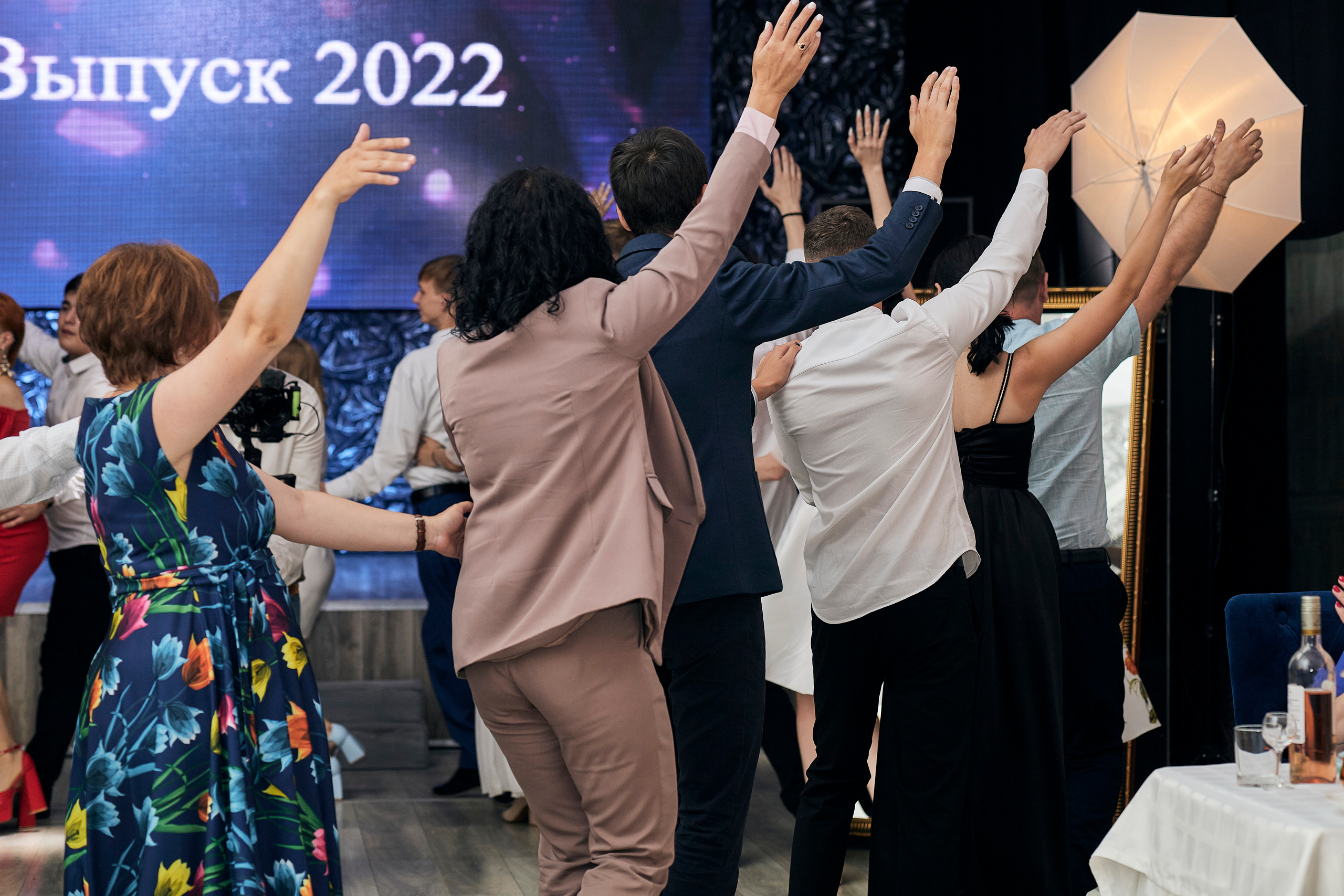 Гимназия 74 (выпускной 2022). Фотограф Иван Кузьмин на любое Ваше мероприятие