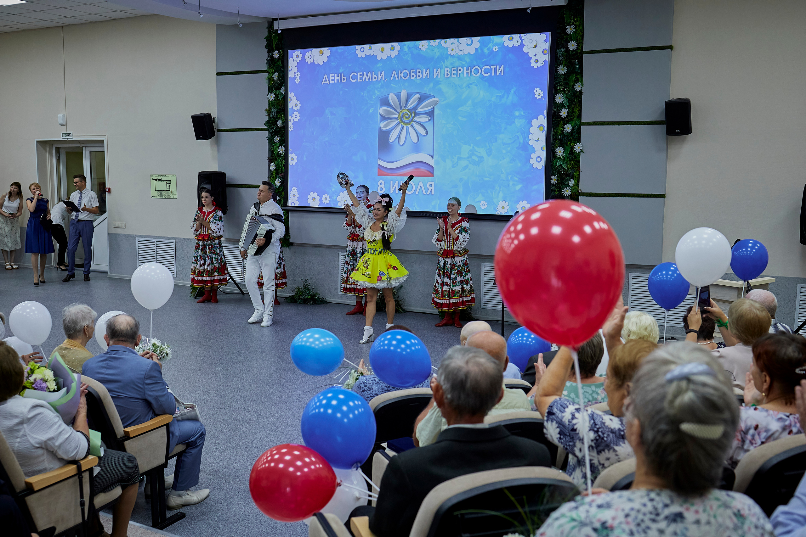 День семьи, любви и верности вместе с министерством социальной защиты. Фотограф Иван Кузьмин на любое Ваше мероприятие