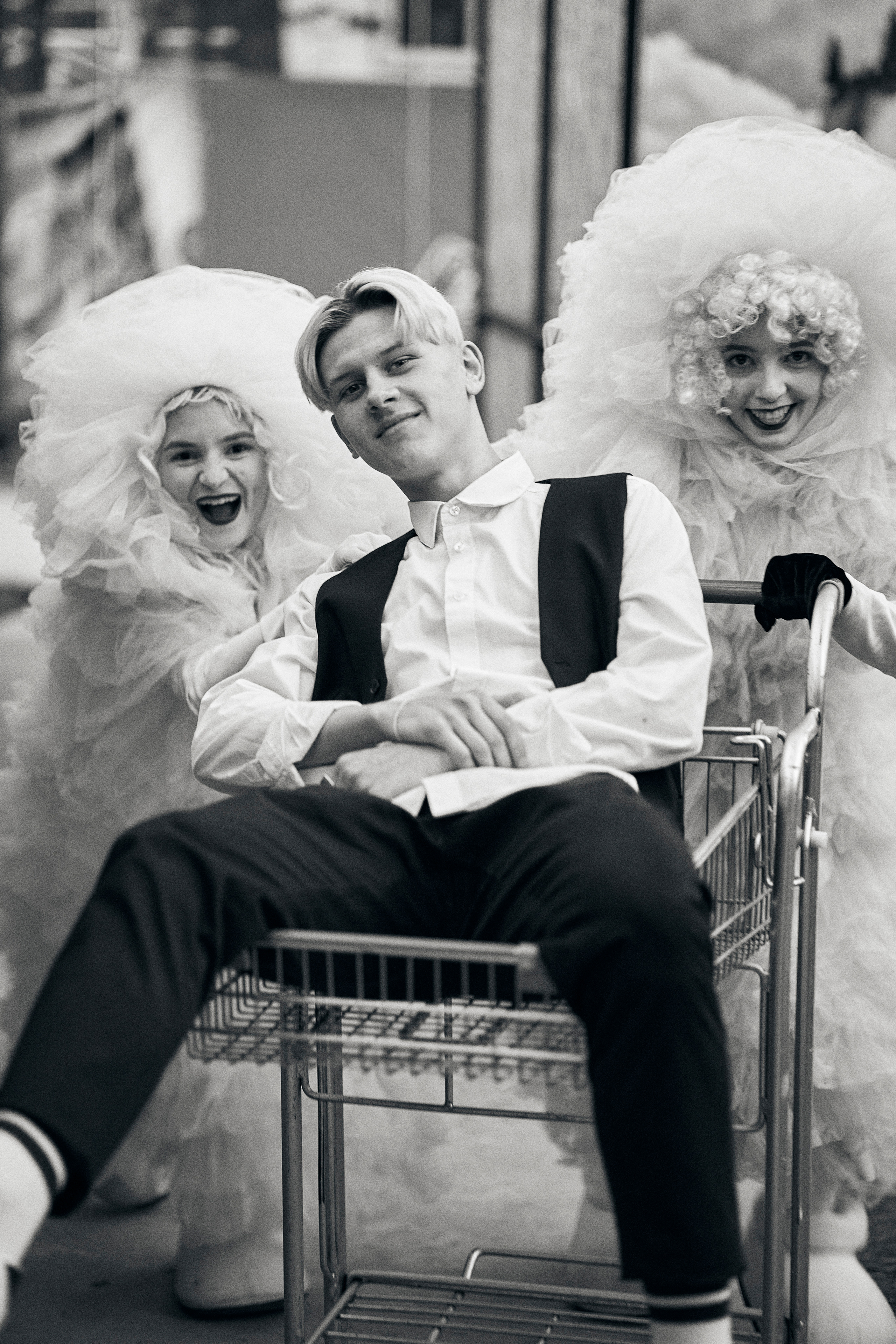 Гимназия 74 (выпускной 2022). Фотограф Иван Кузьмин на любое Ваше мероприятие