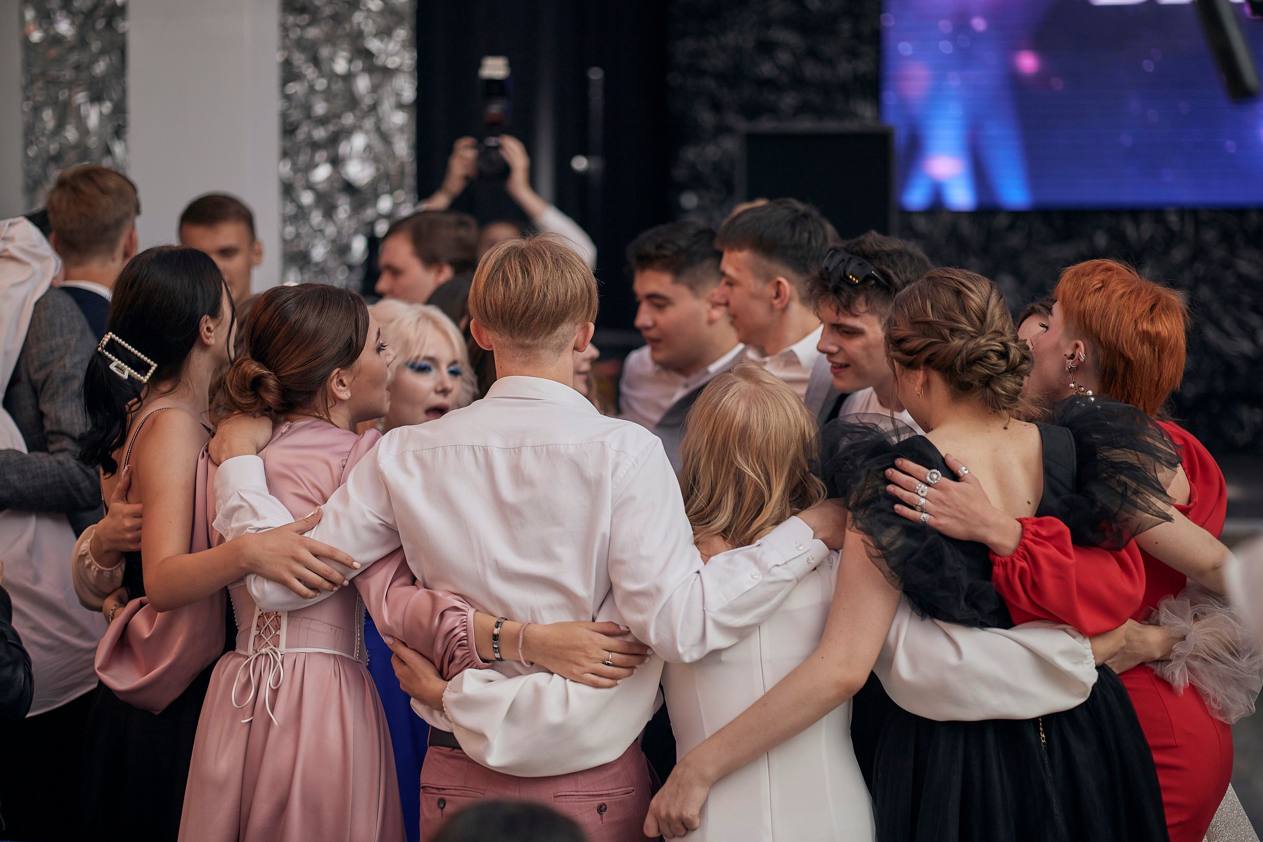 Гимназия 74 (выпускной 2022). Фотограф Иван Кузьмин на любое Ваше мероприятие