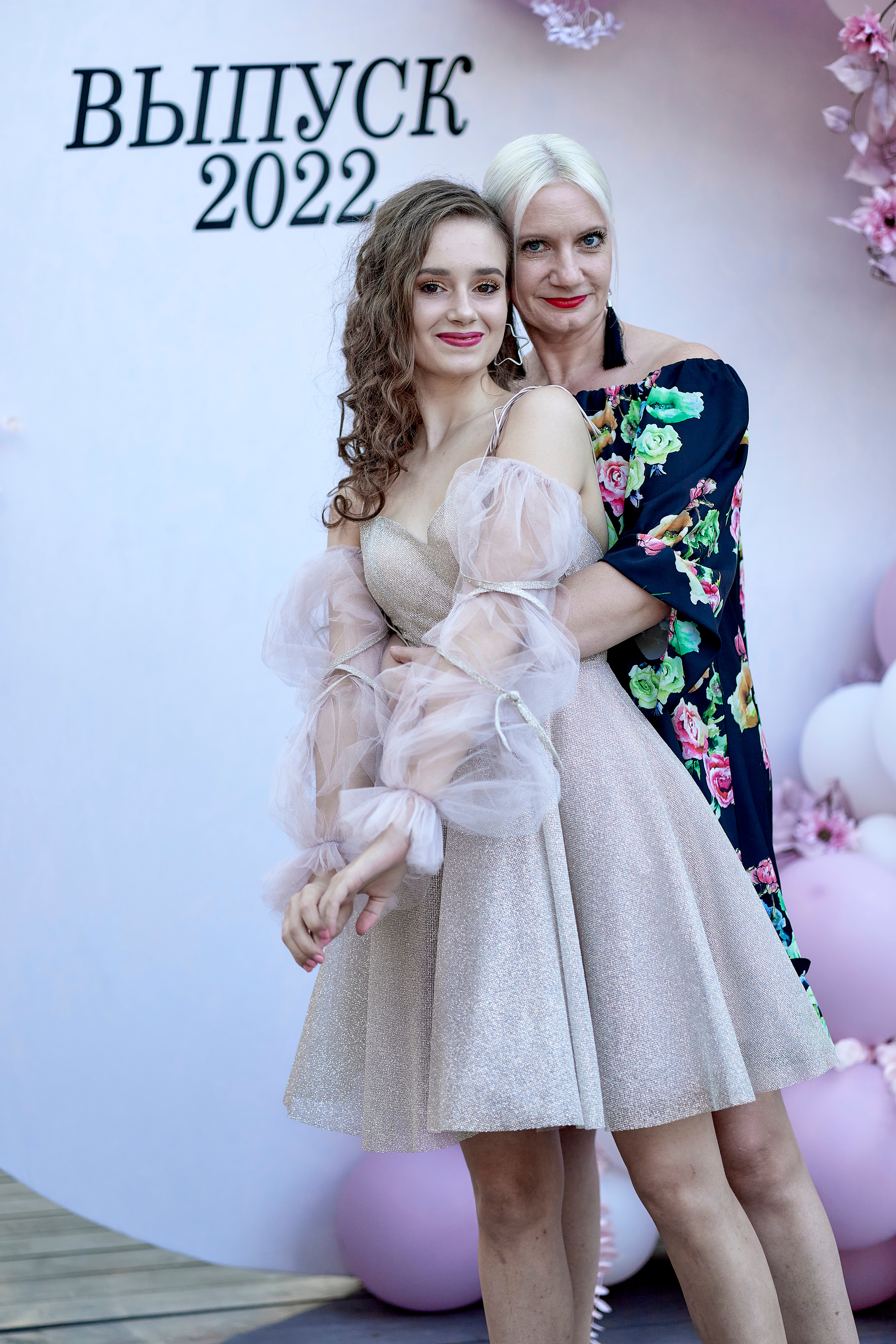 Гимназия 74 (выпускной 2022). Фотограф Иван Кузьмин на любое Ваше мероприятие